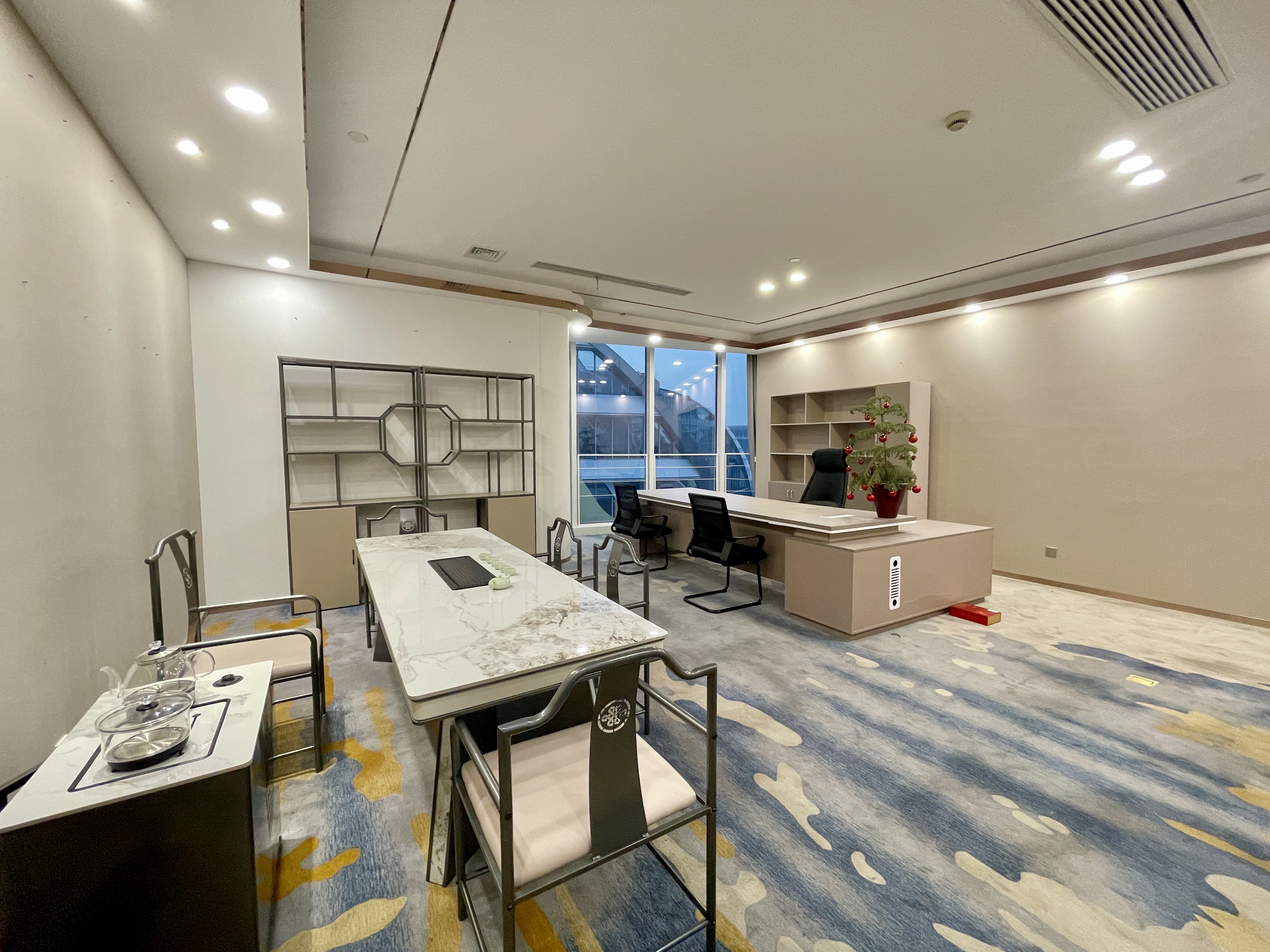 徐泾虹桥世界中心723平米写字楼出租