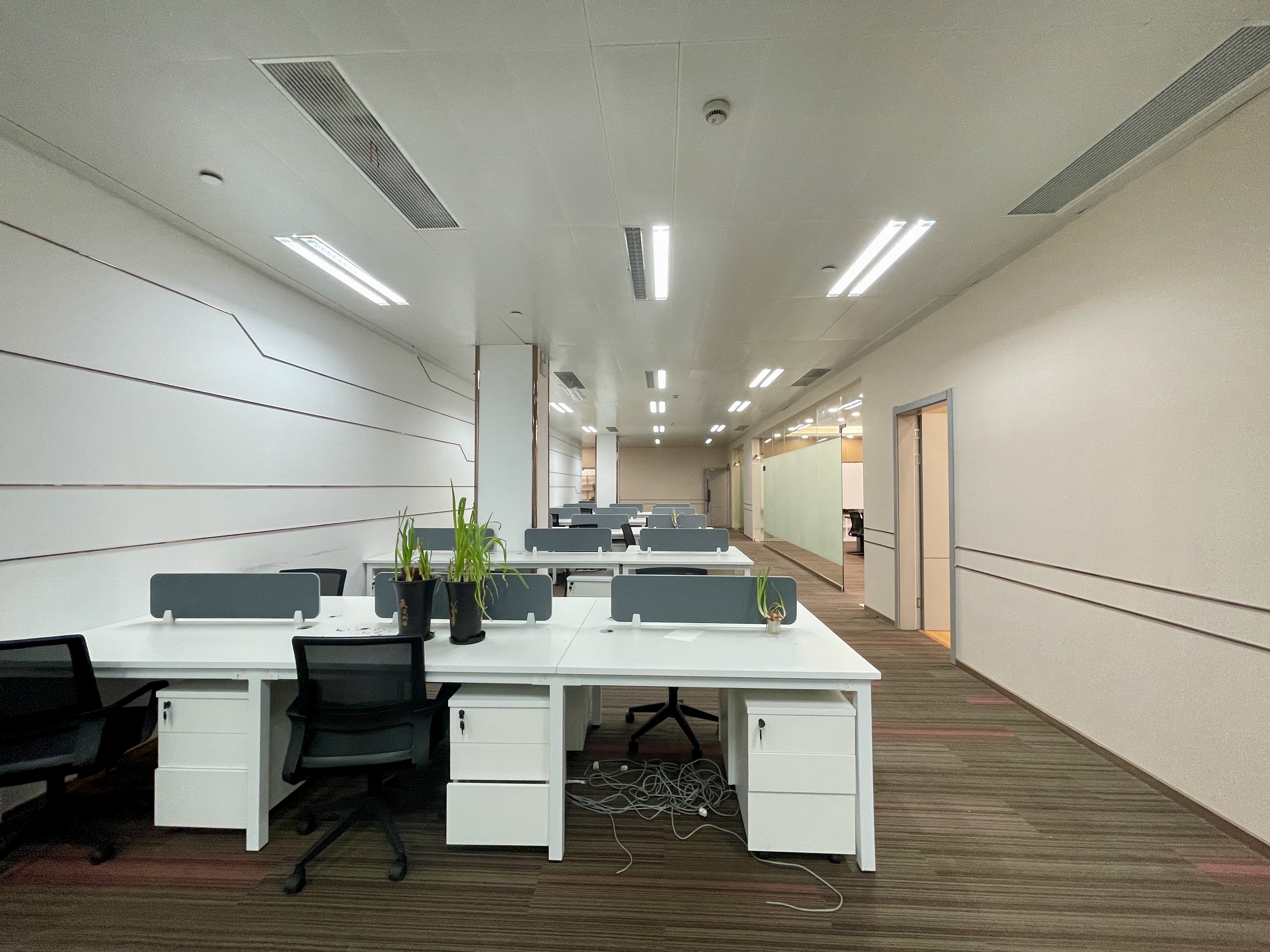 徐泾虹桥世界中心723平米写字楼出租