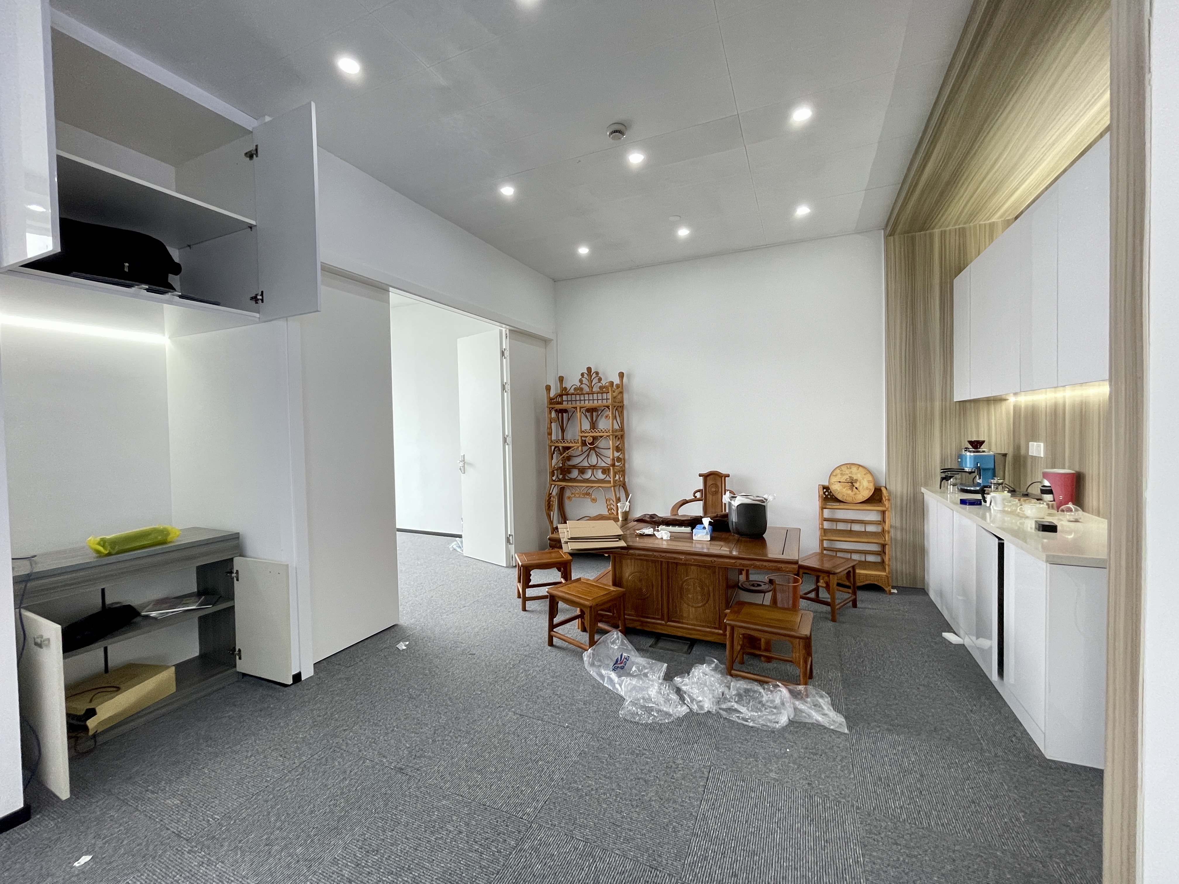 徐泾虹桥世界中心234平米写字楼出租