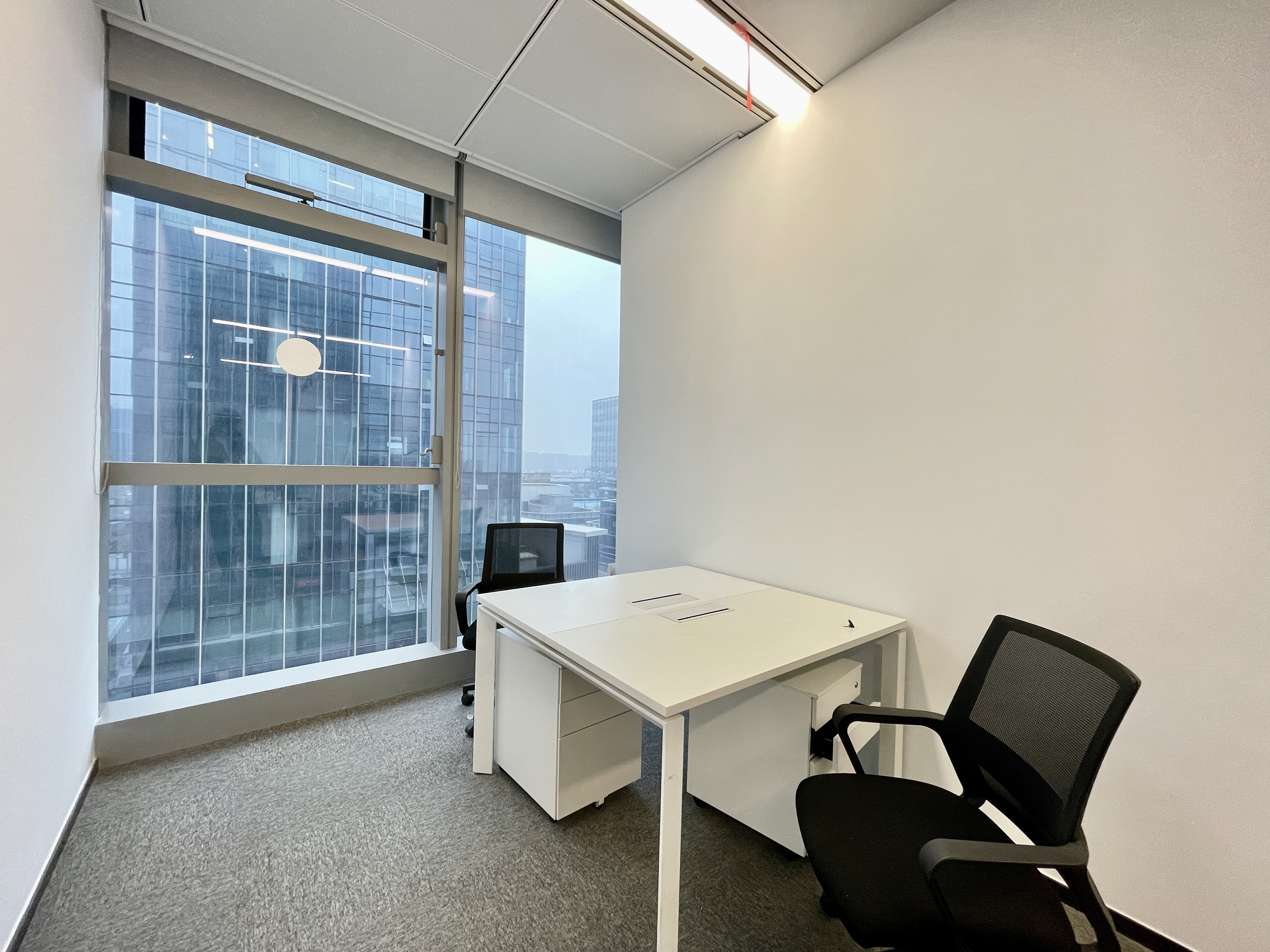 徐泾首位SHOWAY174平米写字楼出租