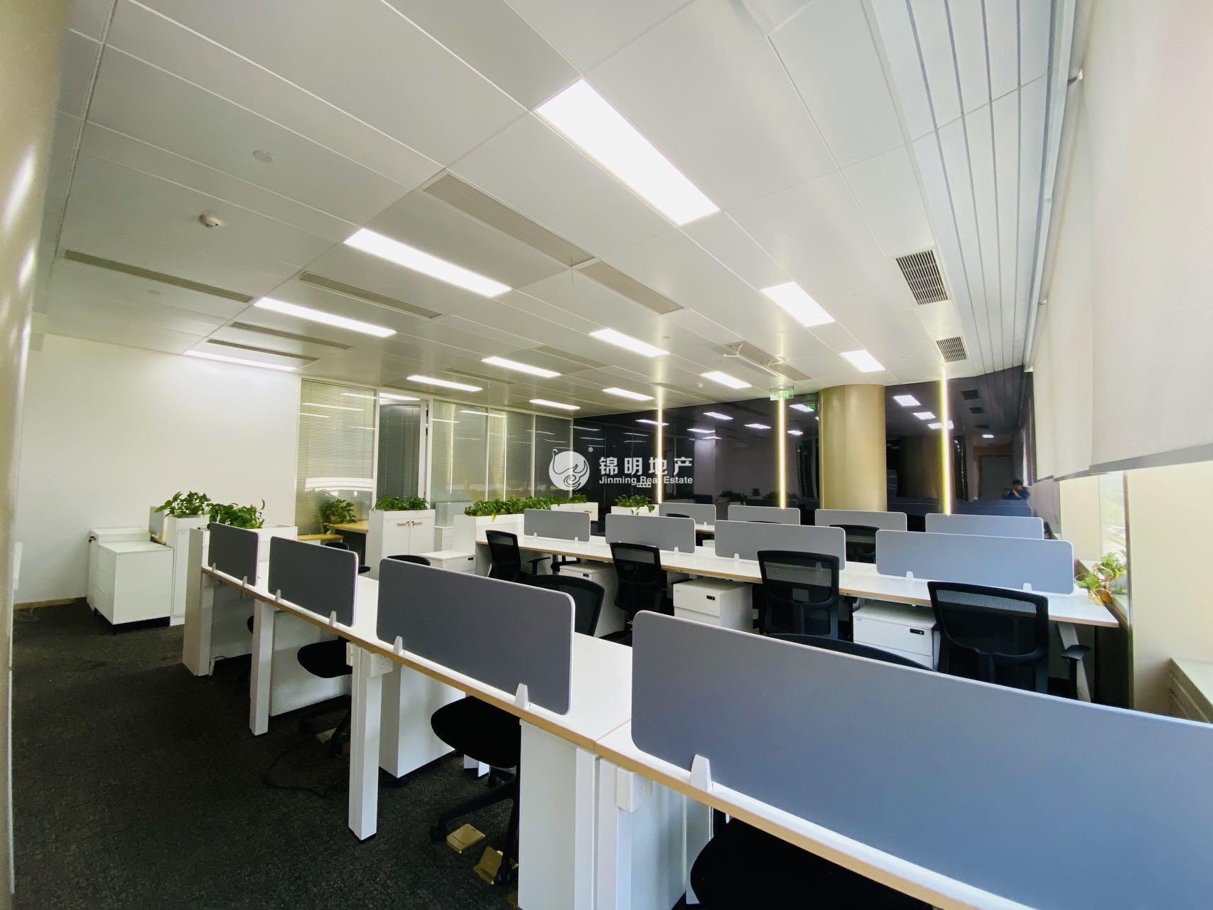 虹桥虹桥万通中心327平米写字楼出租