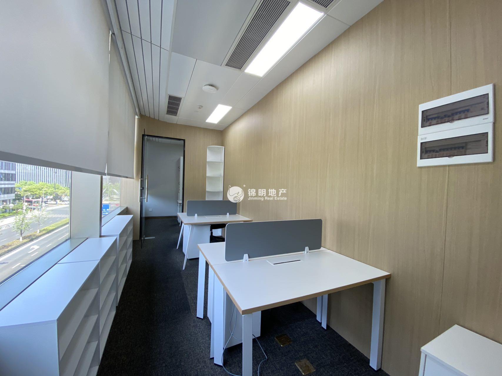 虹桥虹桥万通中心327平米写字楼出租