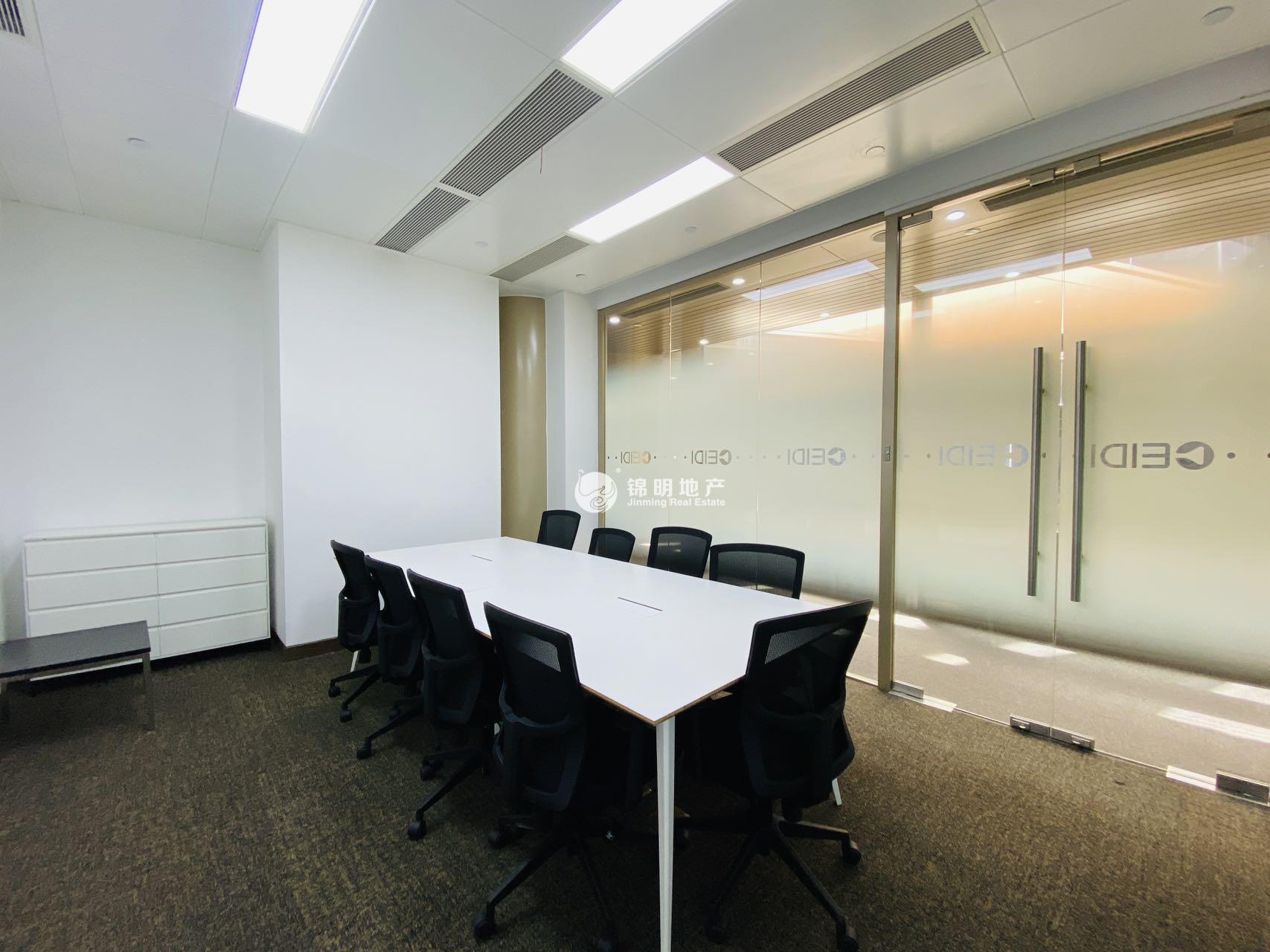 虹桥虹桥万通中心327平米写字楼出租