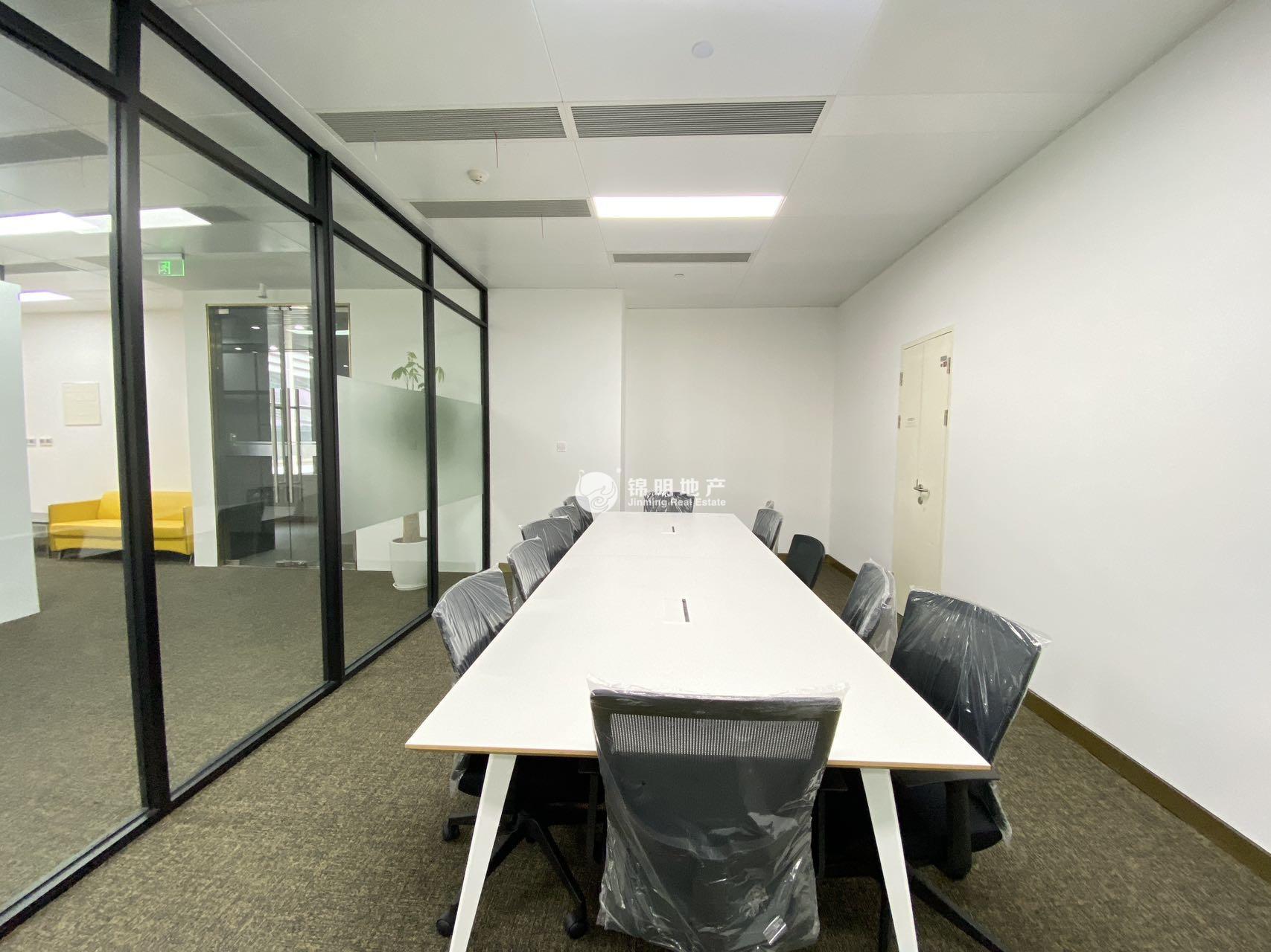 虹桥虹桥万通中心324平米写字楼出租