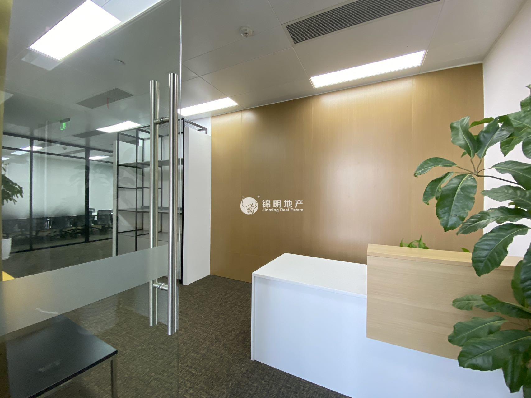 虹桥虹桥万通中心324平米写字楼出租