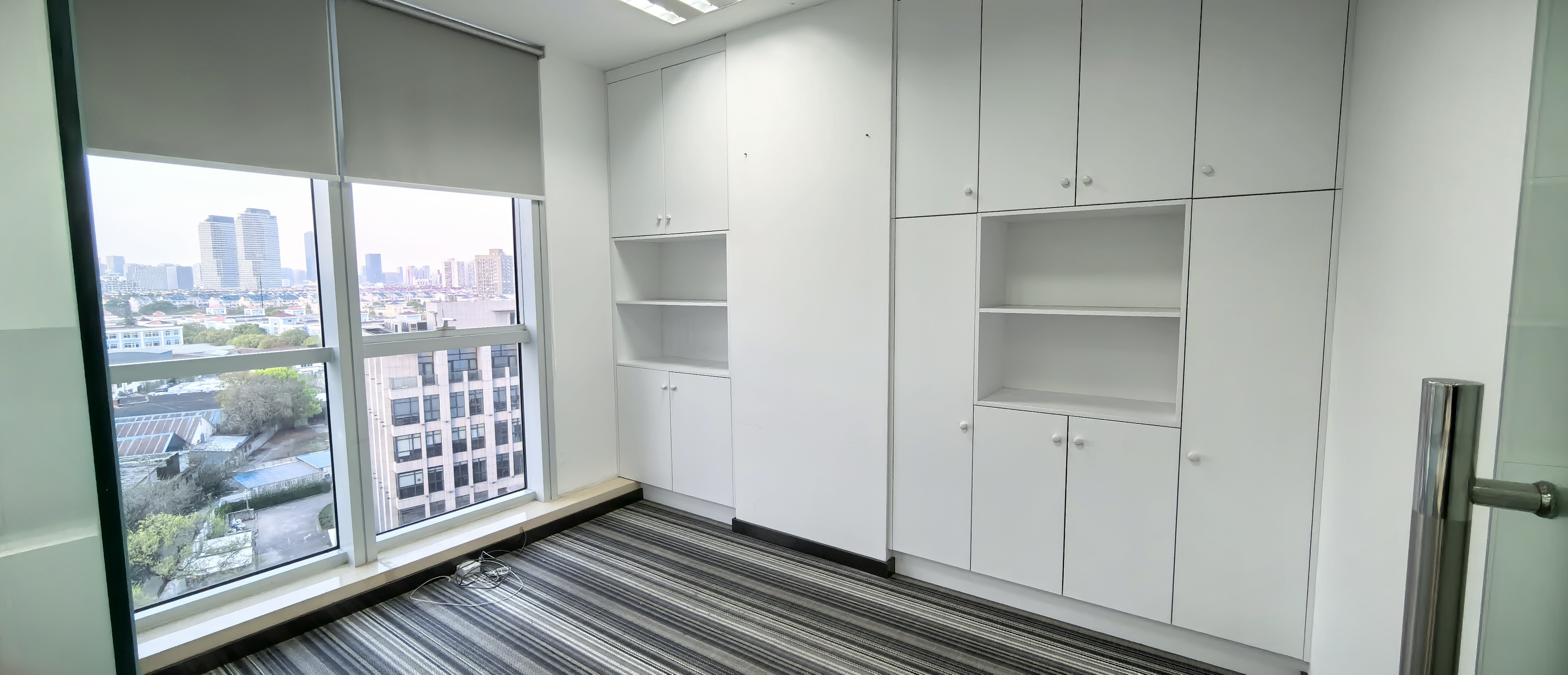 镇宁路太平洋企业中心135平米写字楼出租