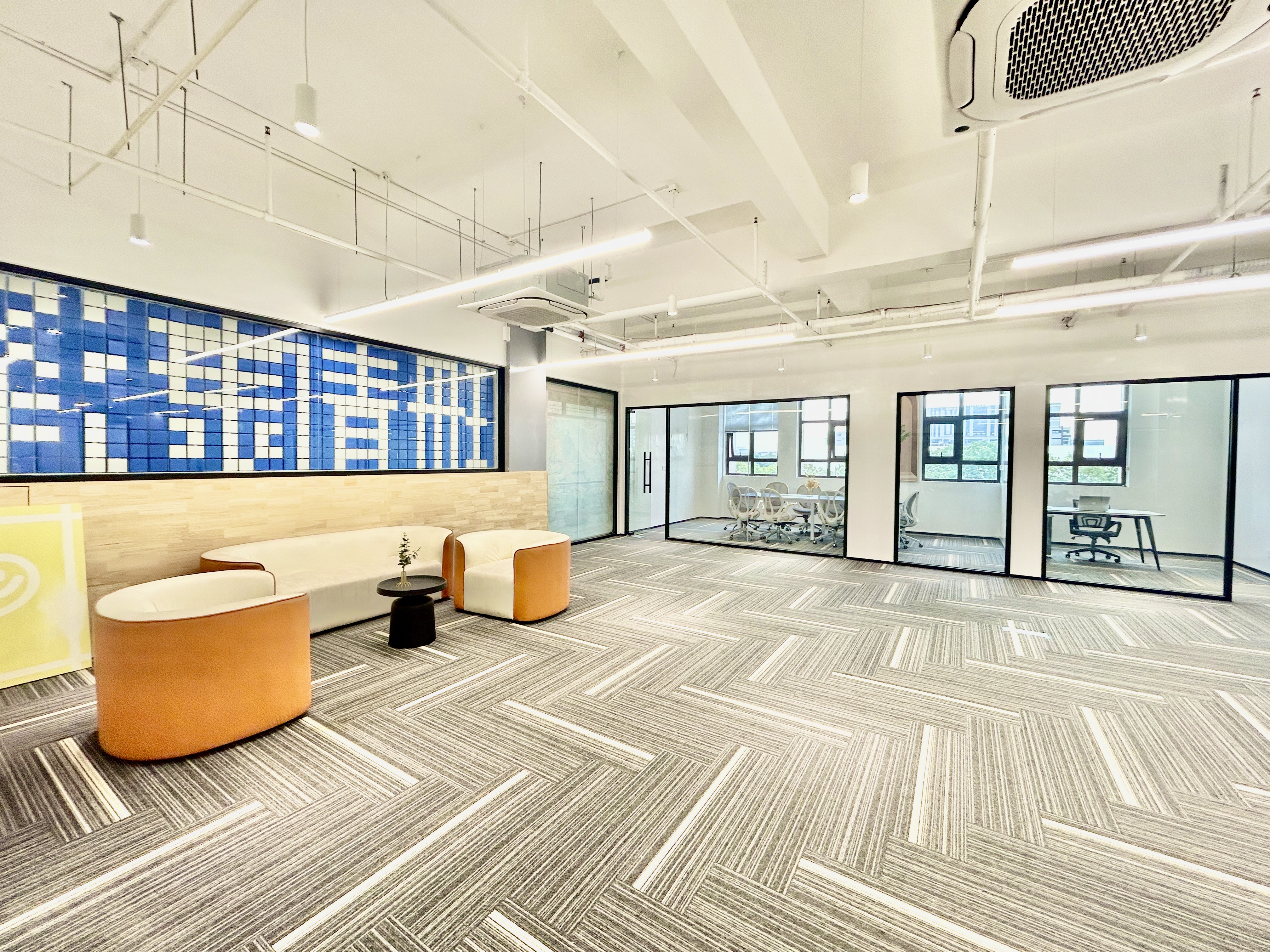 虹桥虹桥天地1500平米写字楼出租