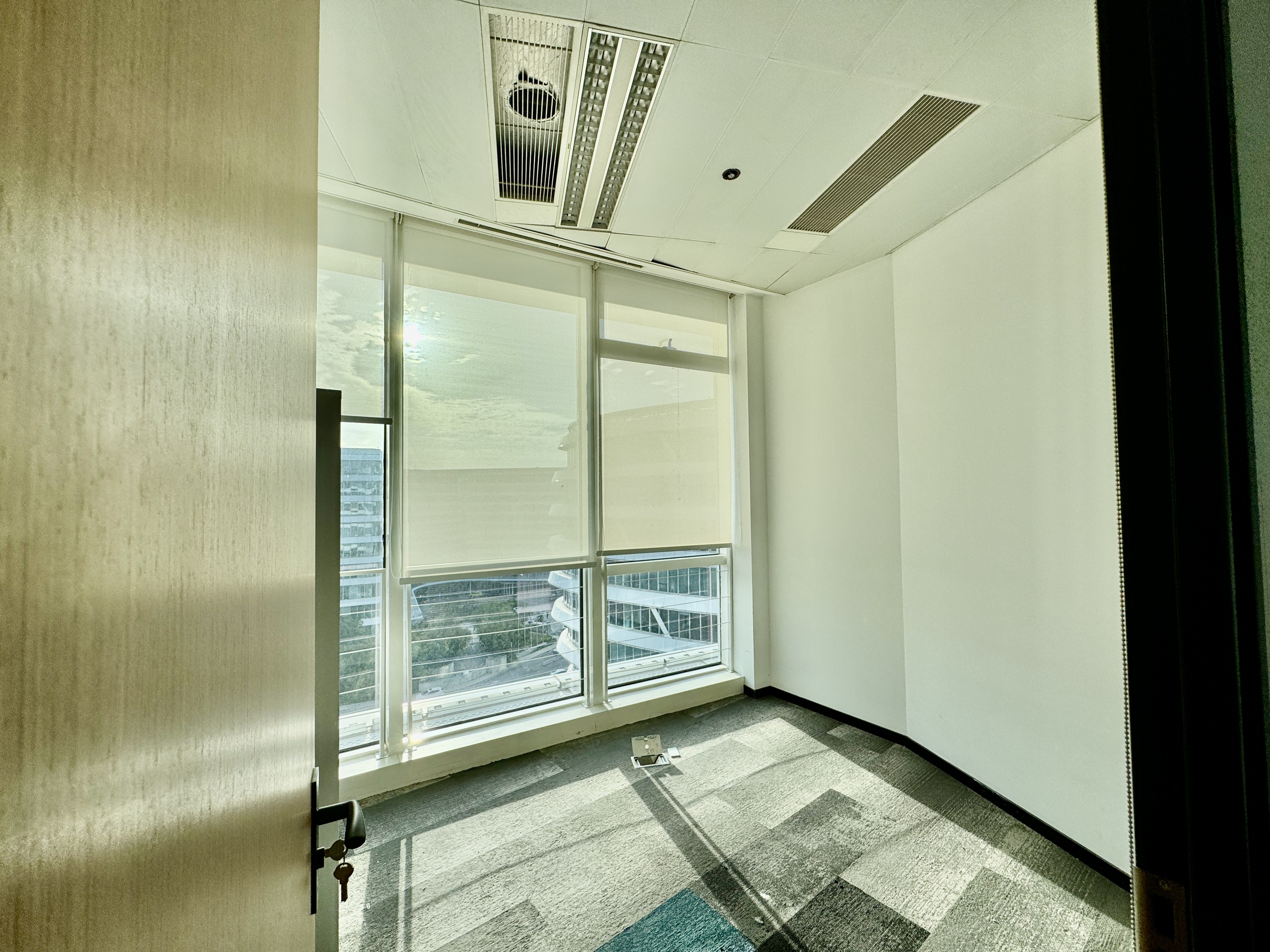 虹桥虹桥天地2500平米写字楼出租