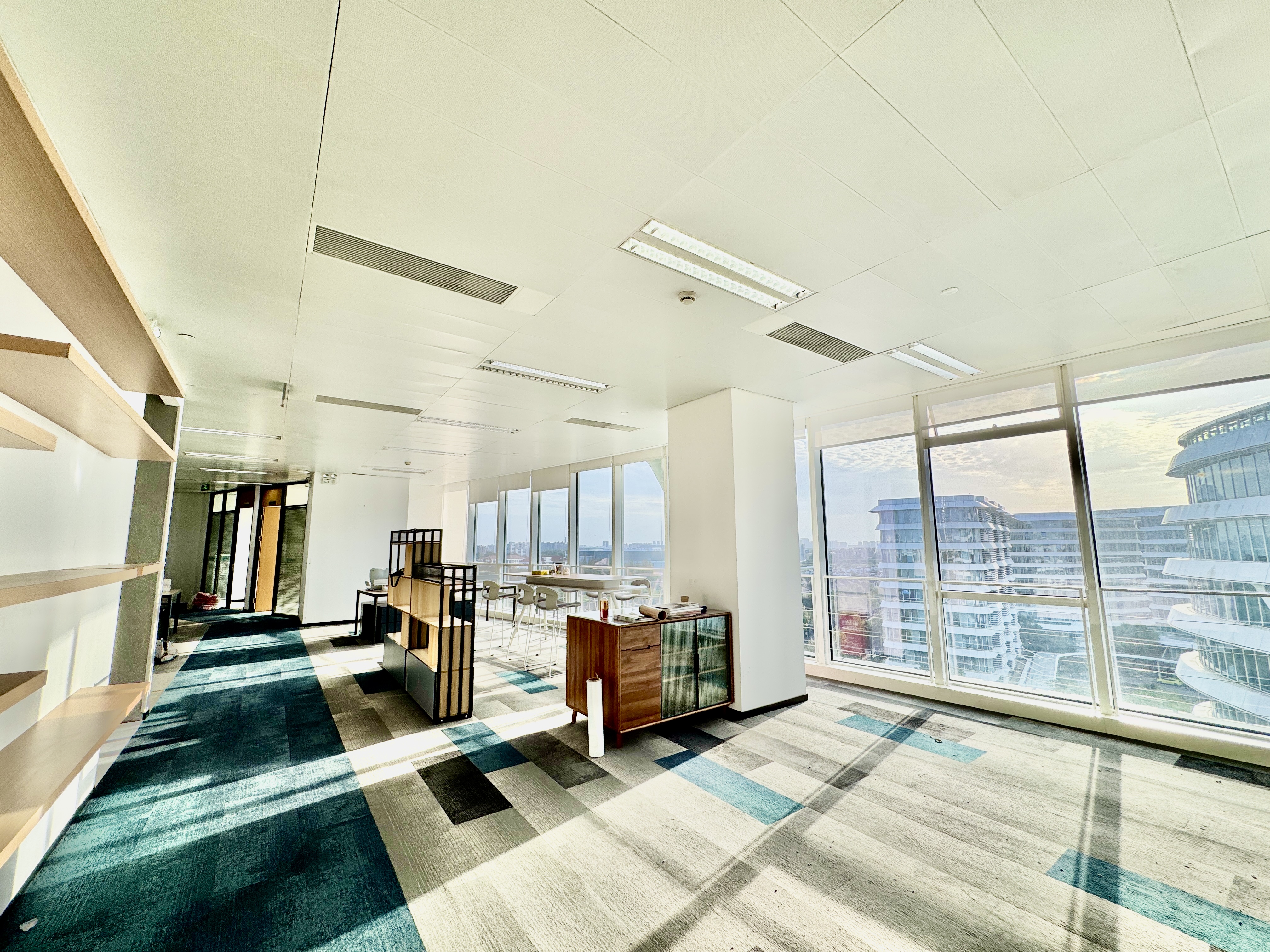 虹桥虹桥天地2500平米写字楼出租