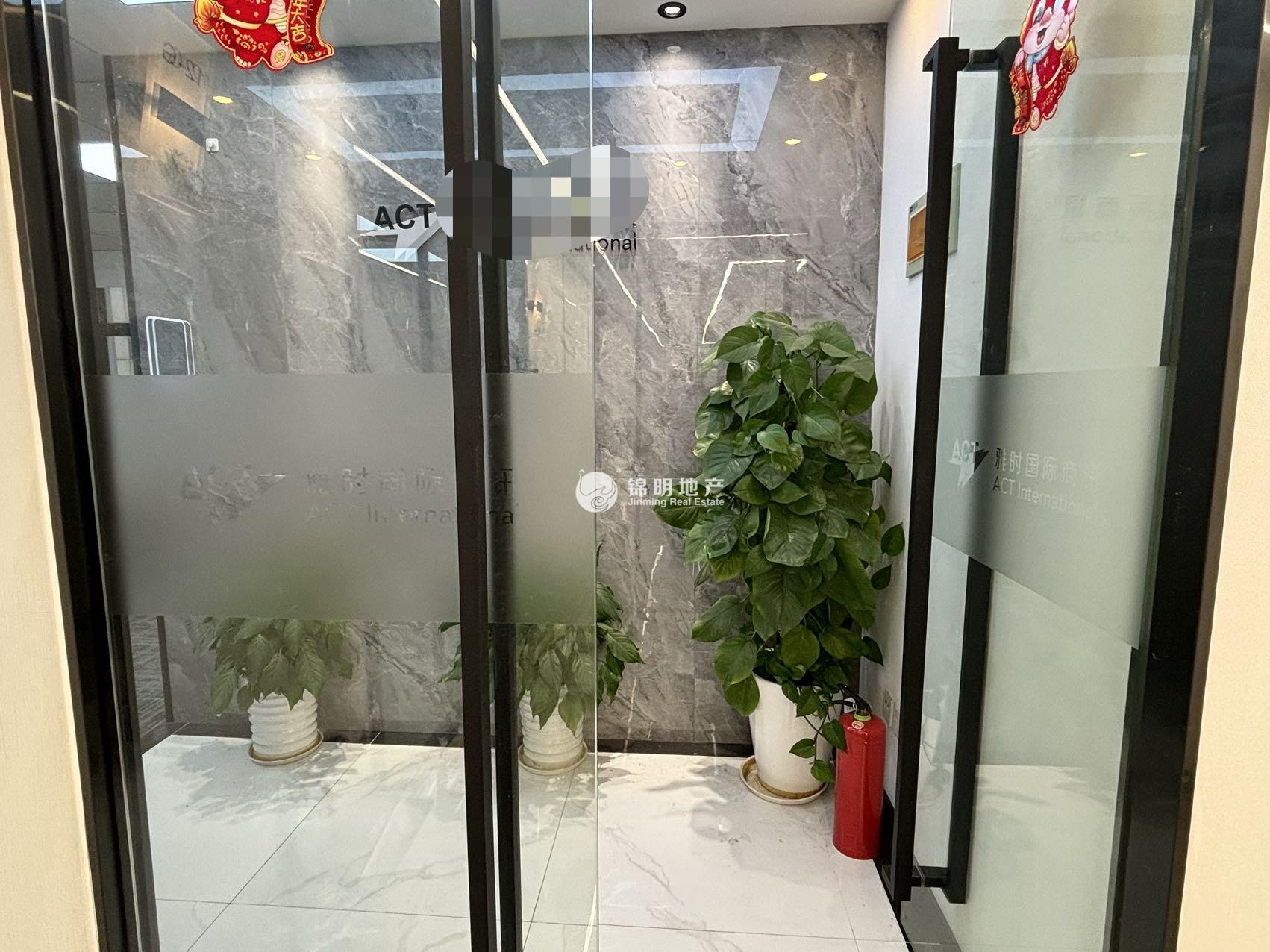 天山申亚金融广场210平米写字楼出租