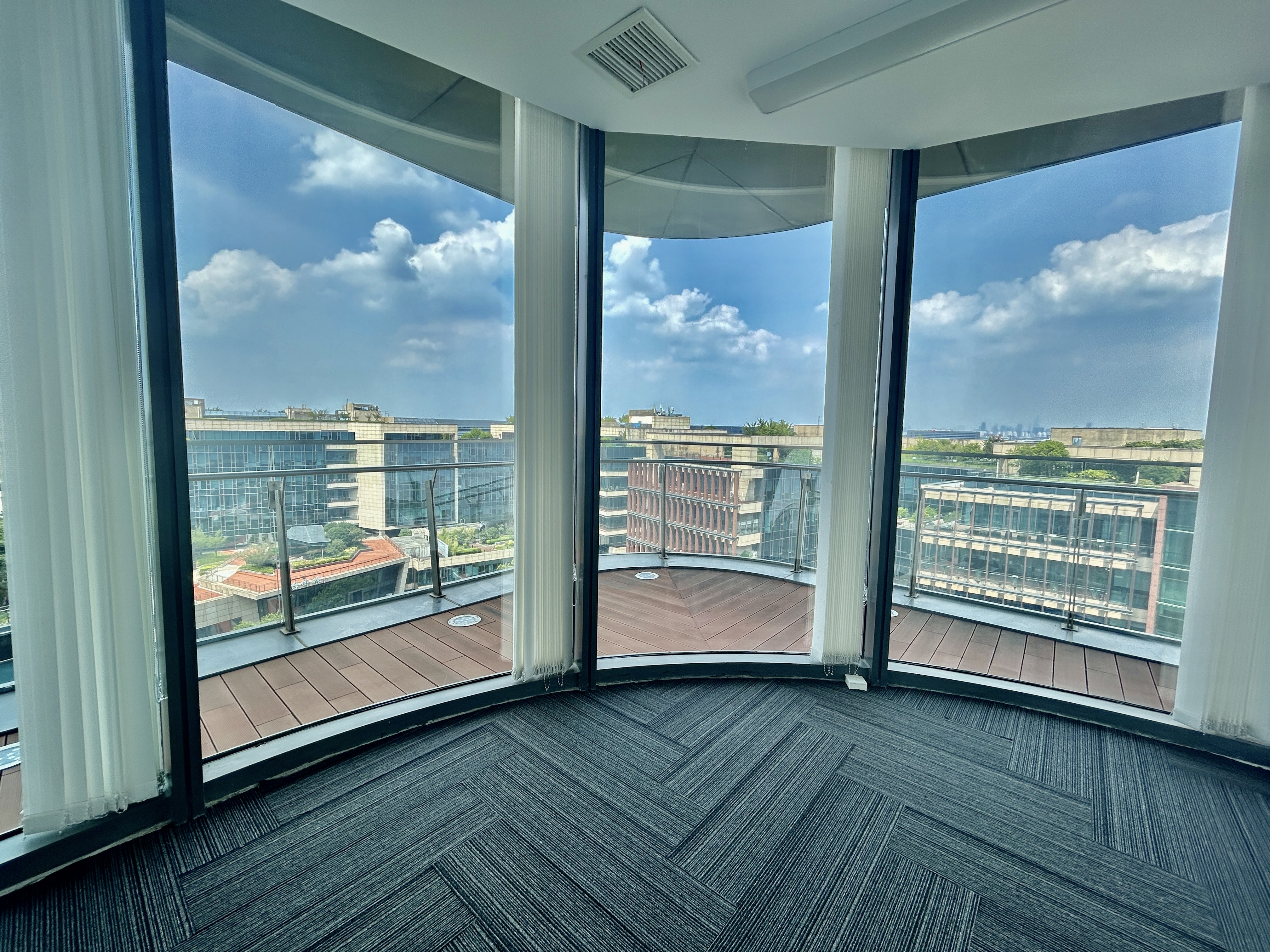 虹桥虹桥绿谷广场2500平米写字楼出租