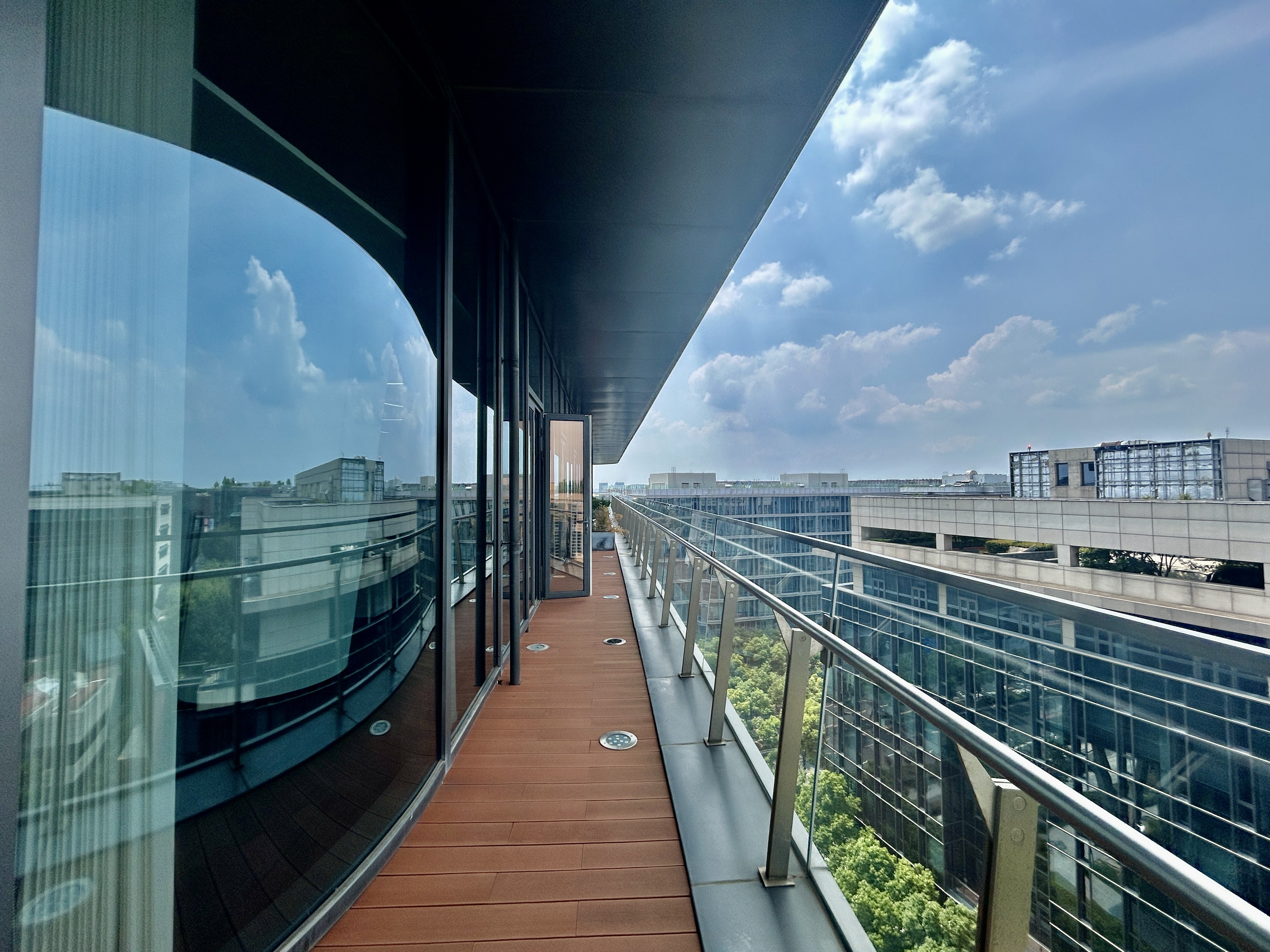 虹桥虹桥绿谷广场2500平米写字楼出租