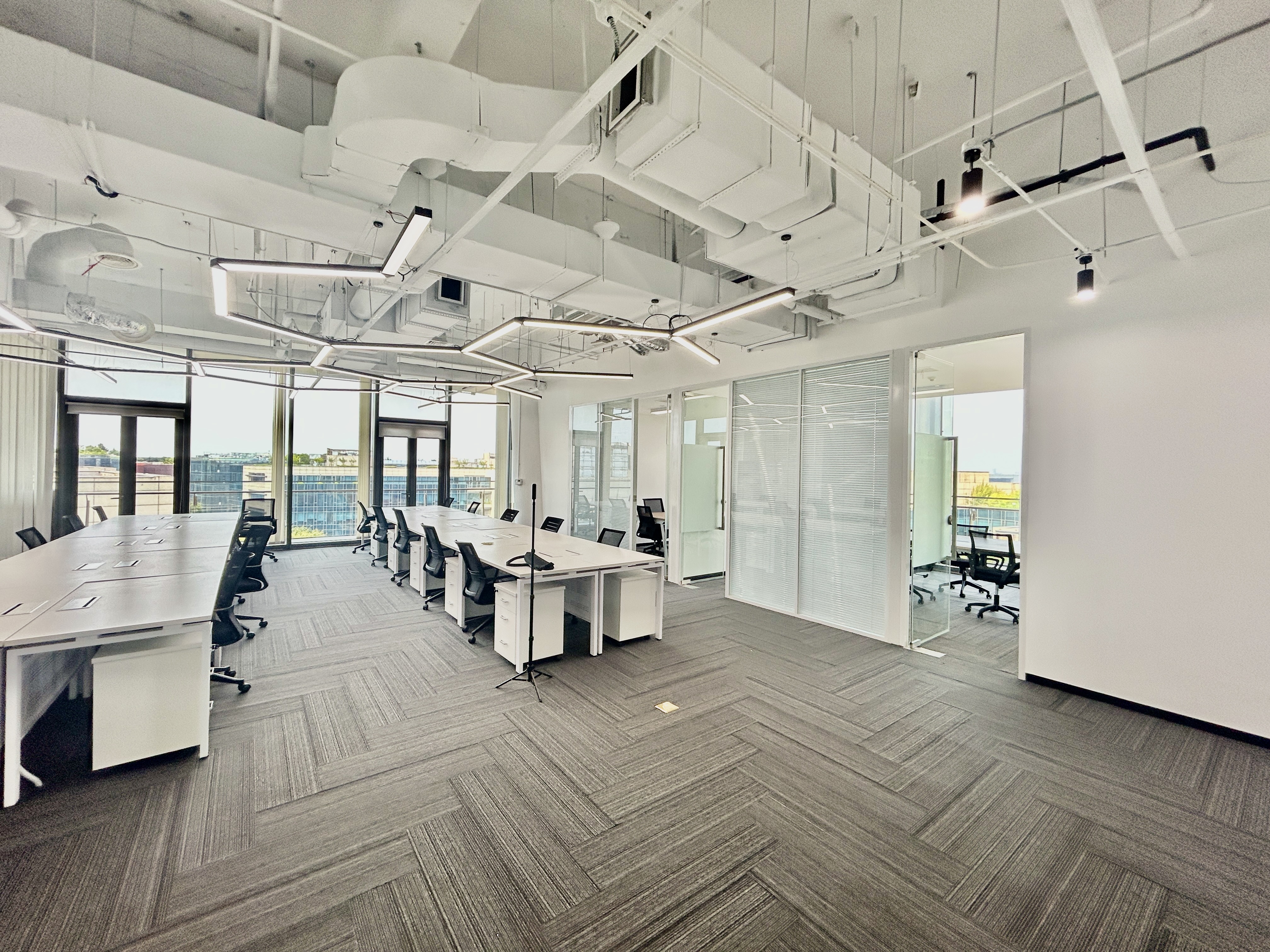 虹桥虹桥绿谷广场2500平米写字楼出租