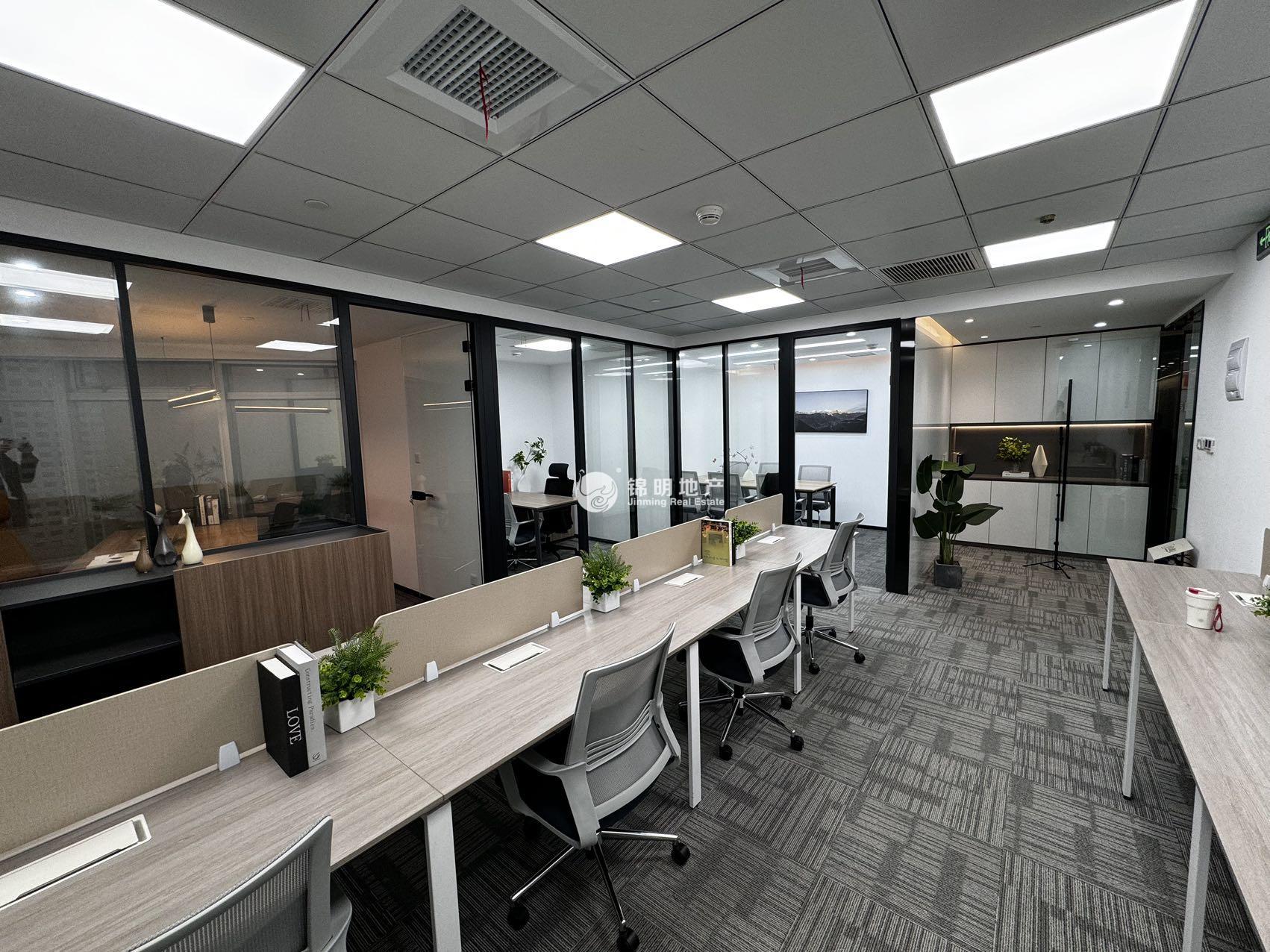 新华路佳都大厦289平米写字楼出租