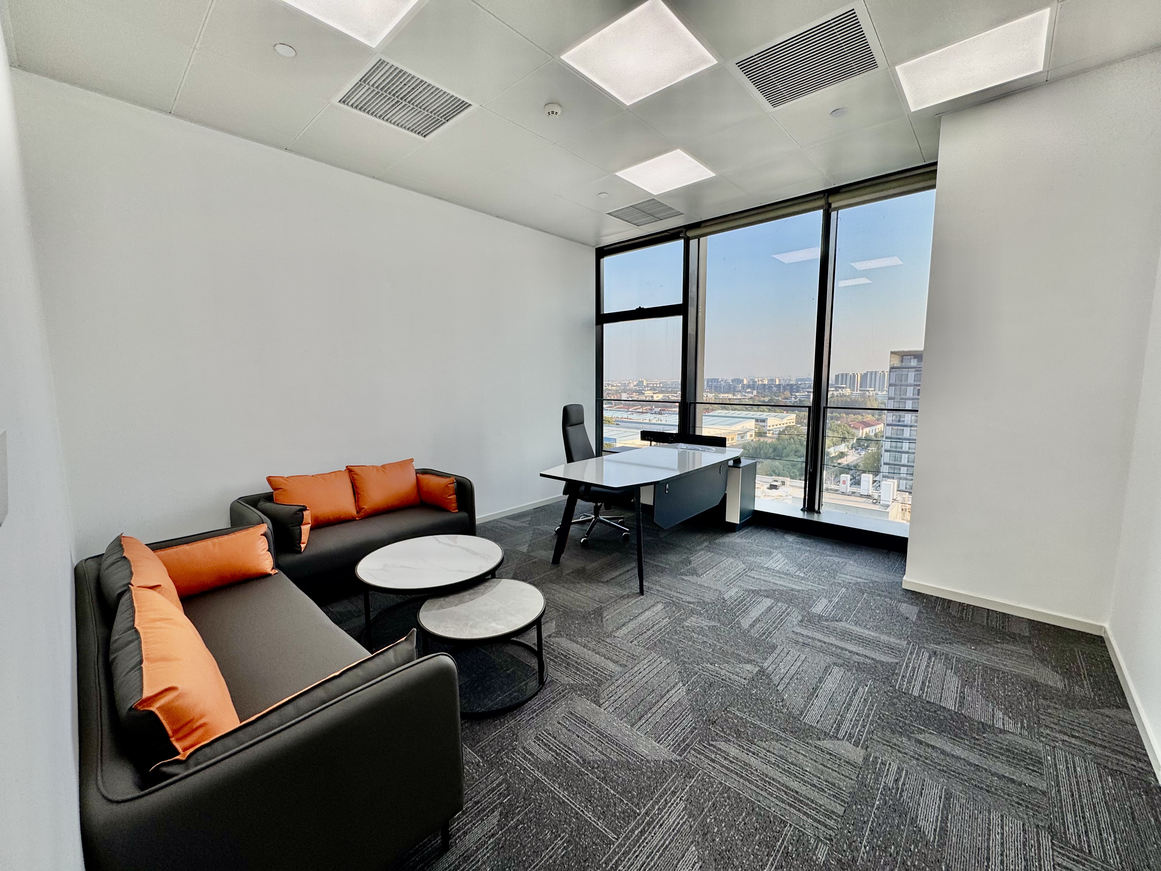 徐泾中建企业天地-西区200平米写字楼出租