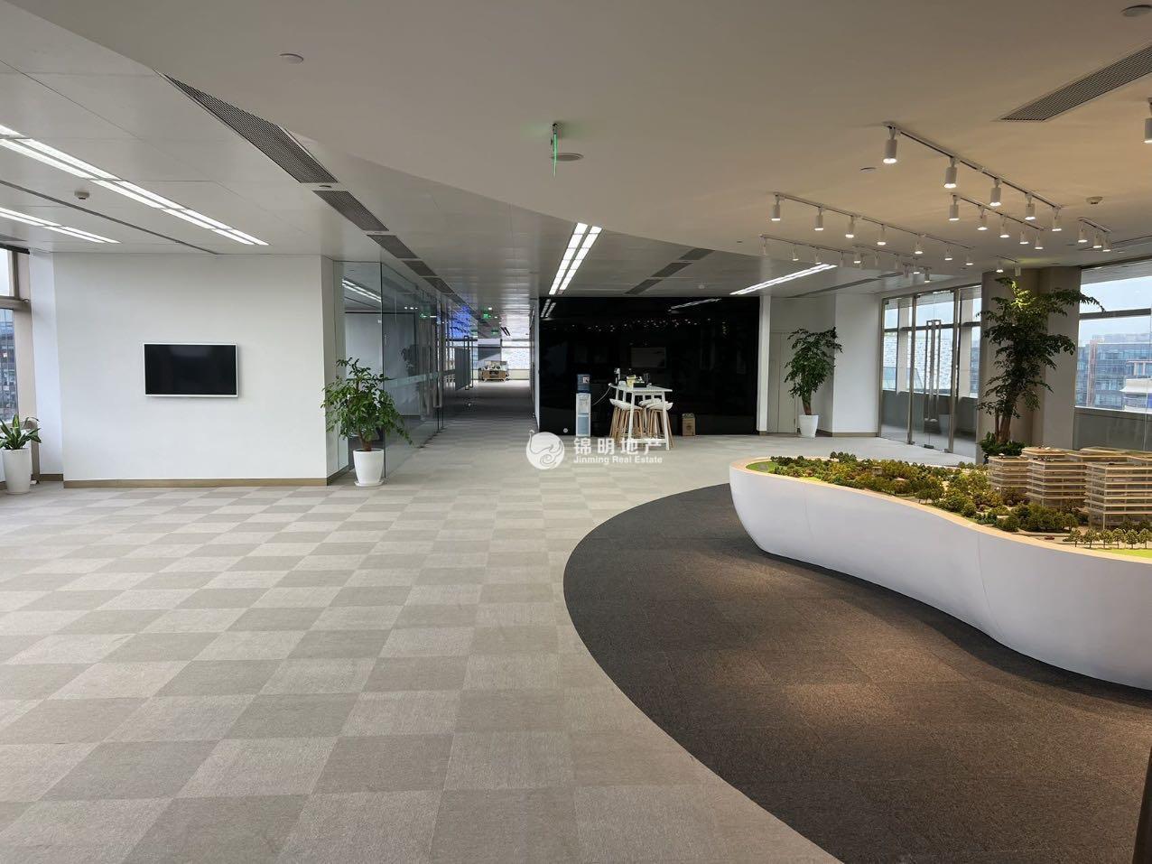 虹桥虹桥万通中心1470平米写字楼出租