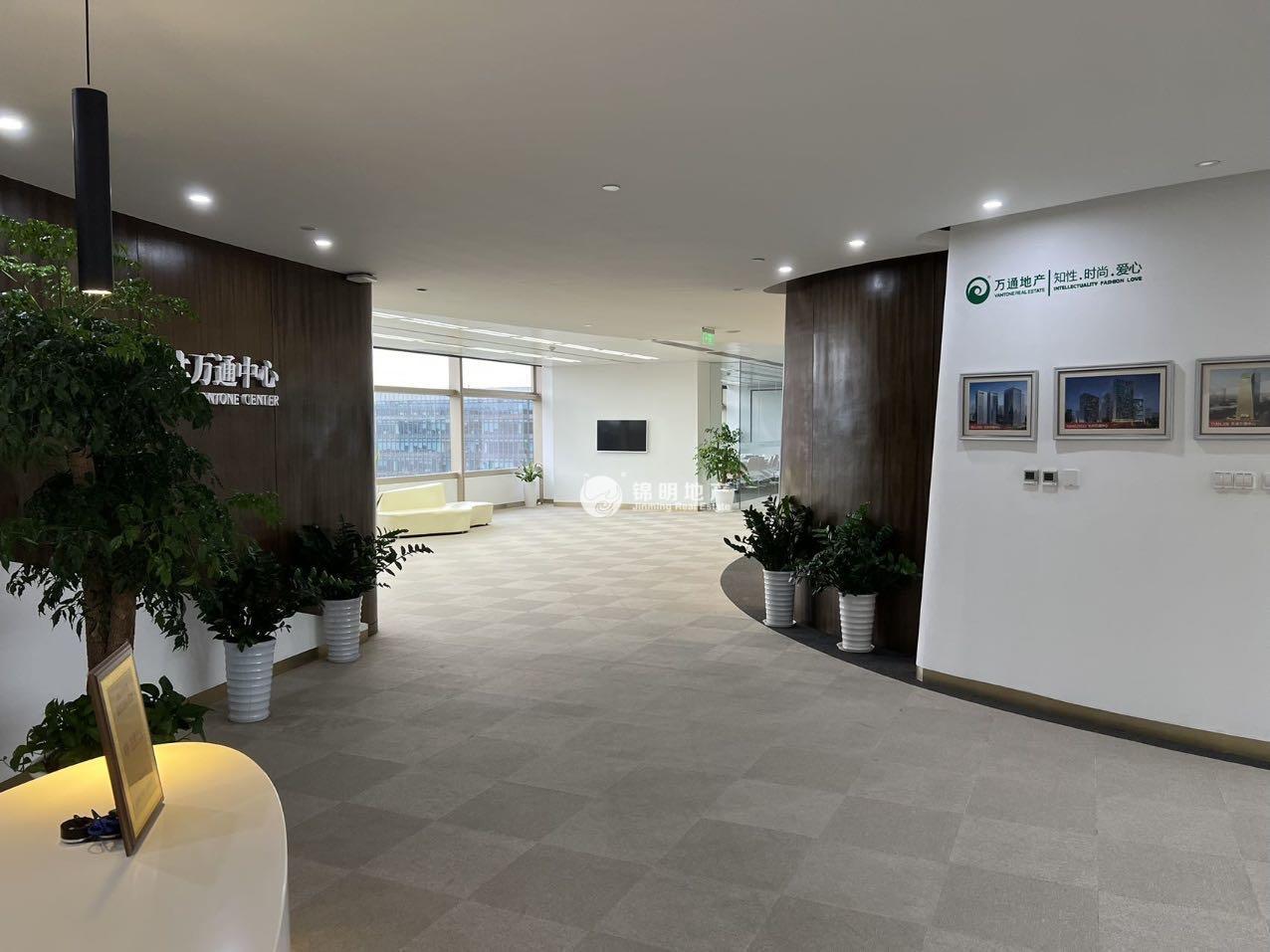 虹桥虹桥万通中心1470平米写字楼出租