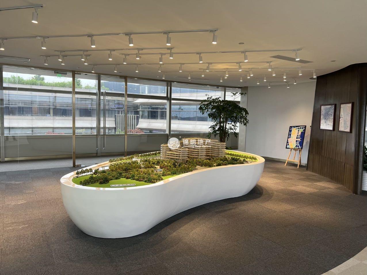 虹桥虹桥万通中心1470平米写字楼出租