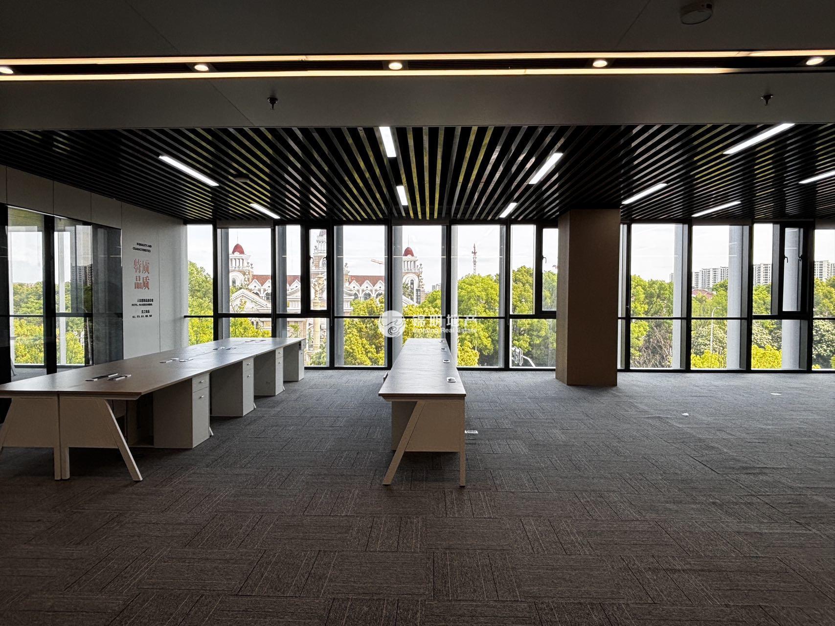 徐泾虹桥世界中心607平米写字楼出租