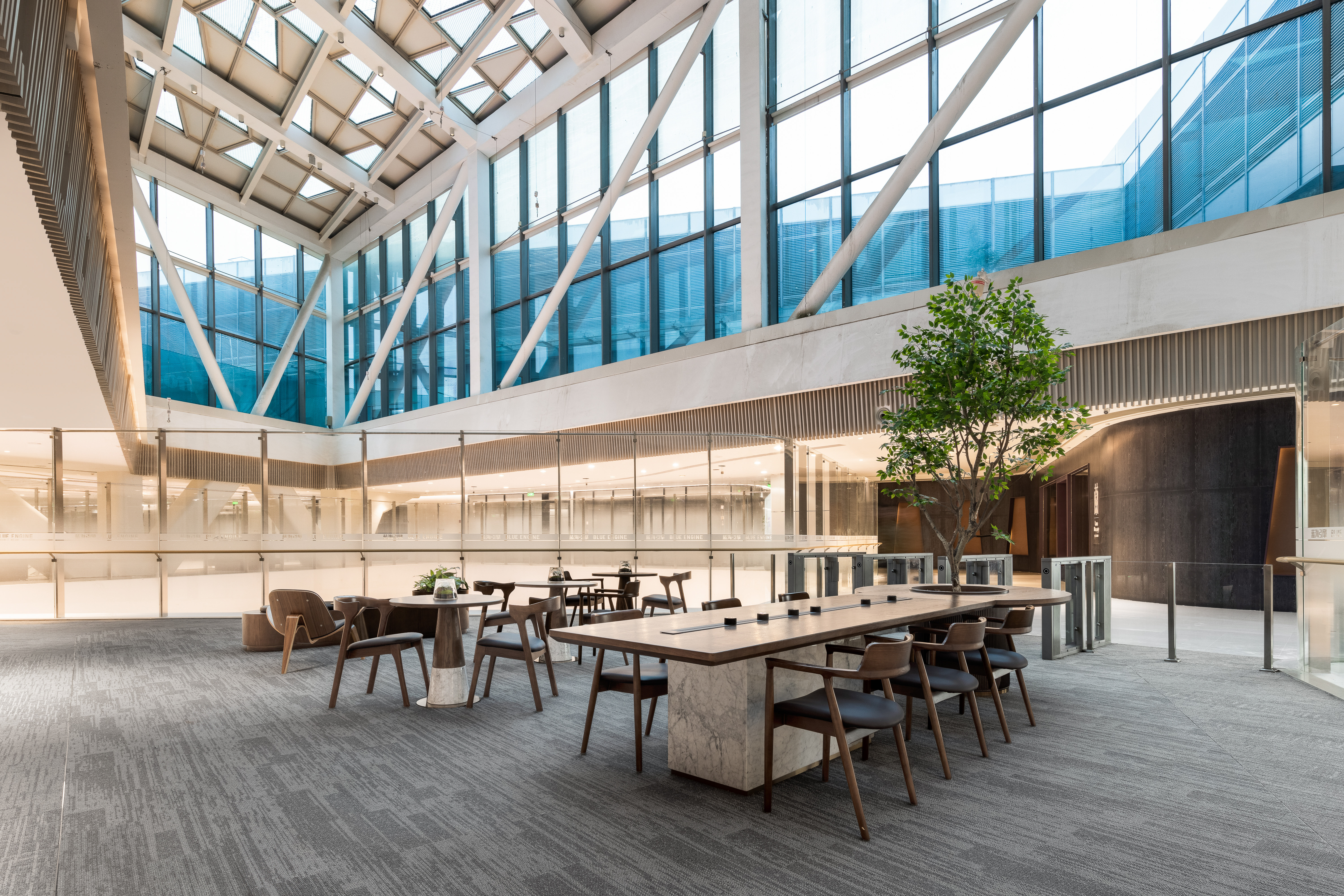 颛桥龙湖蓝海800平米写字楼出租