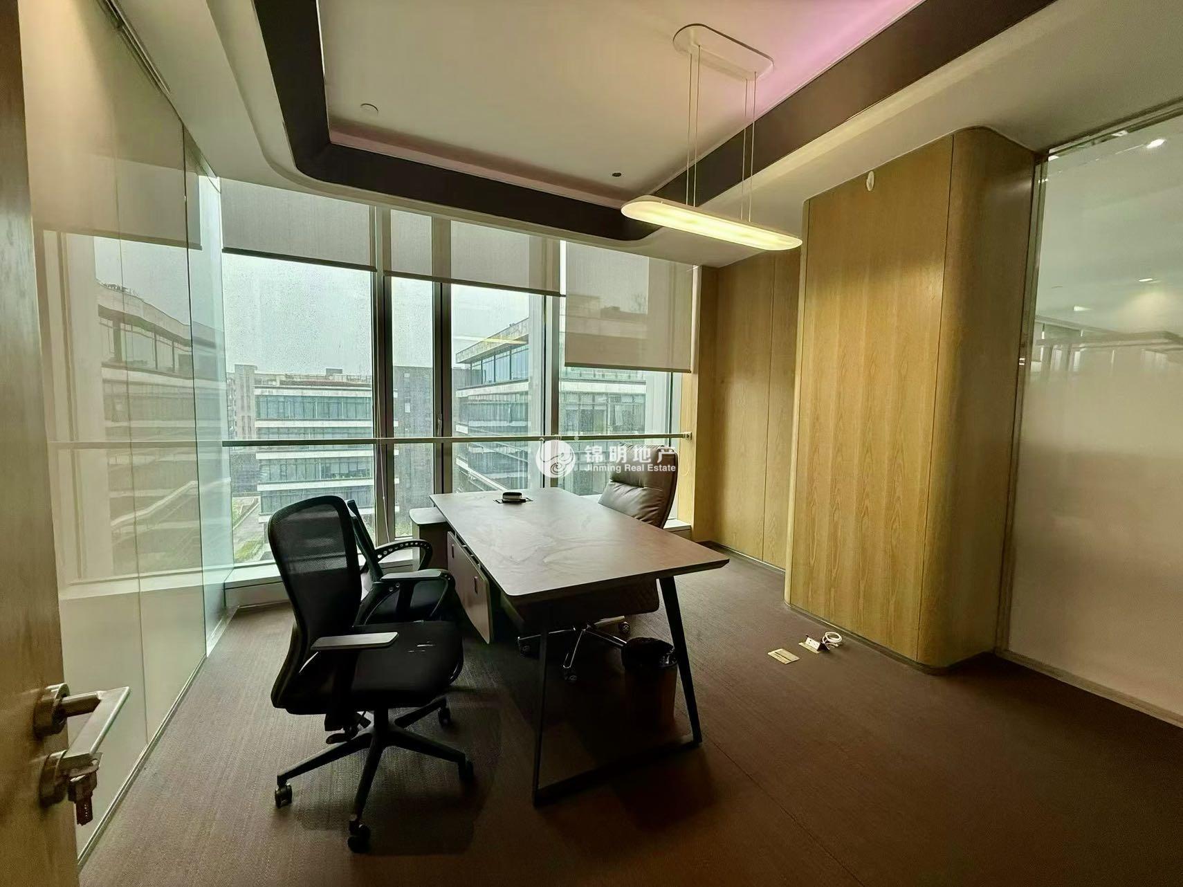 华漕虹桥富力中心1387平米写字楼出租