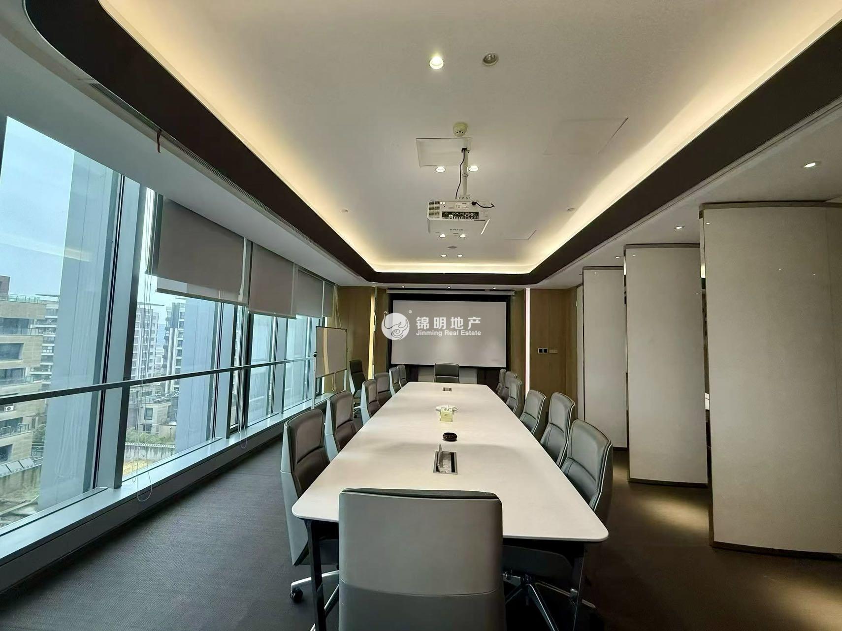 华漕虹桥富力中心1387平米写字楼出租