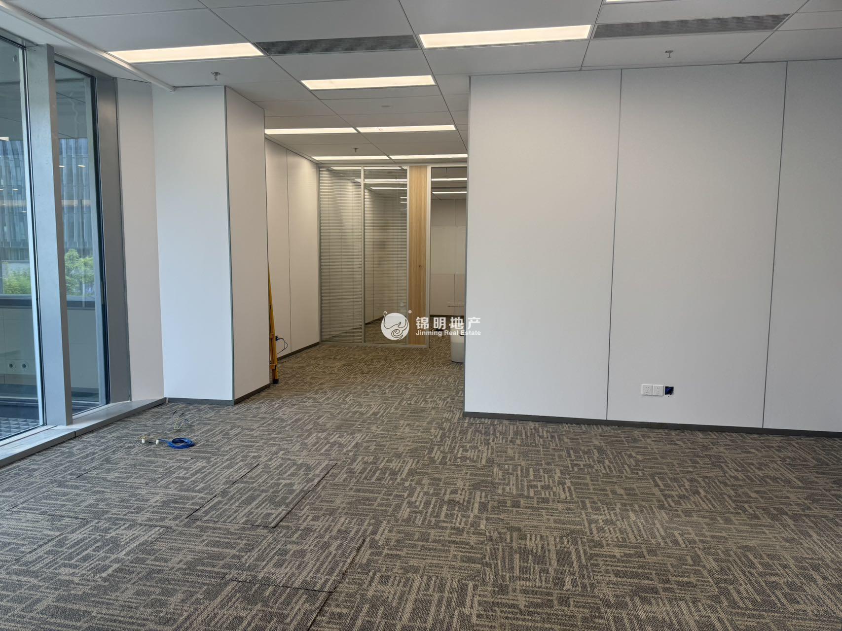 华漕上海富力环球中心248平米写字楼出租