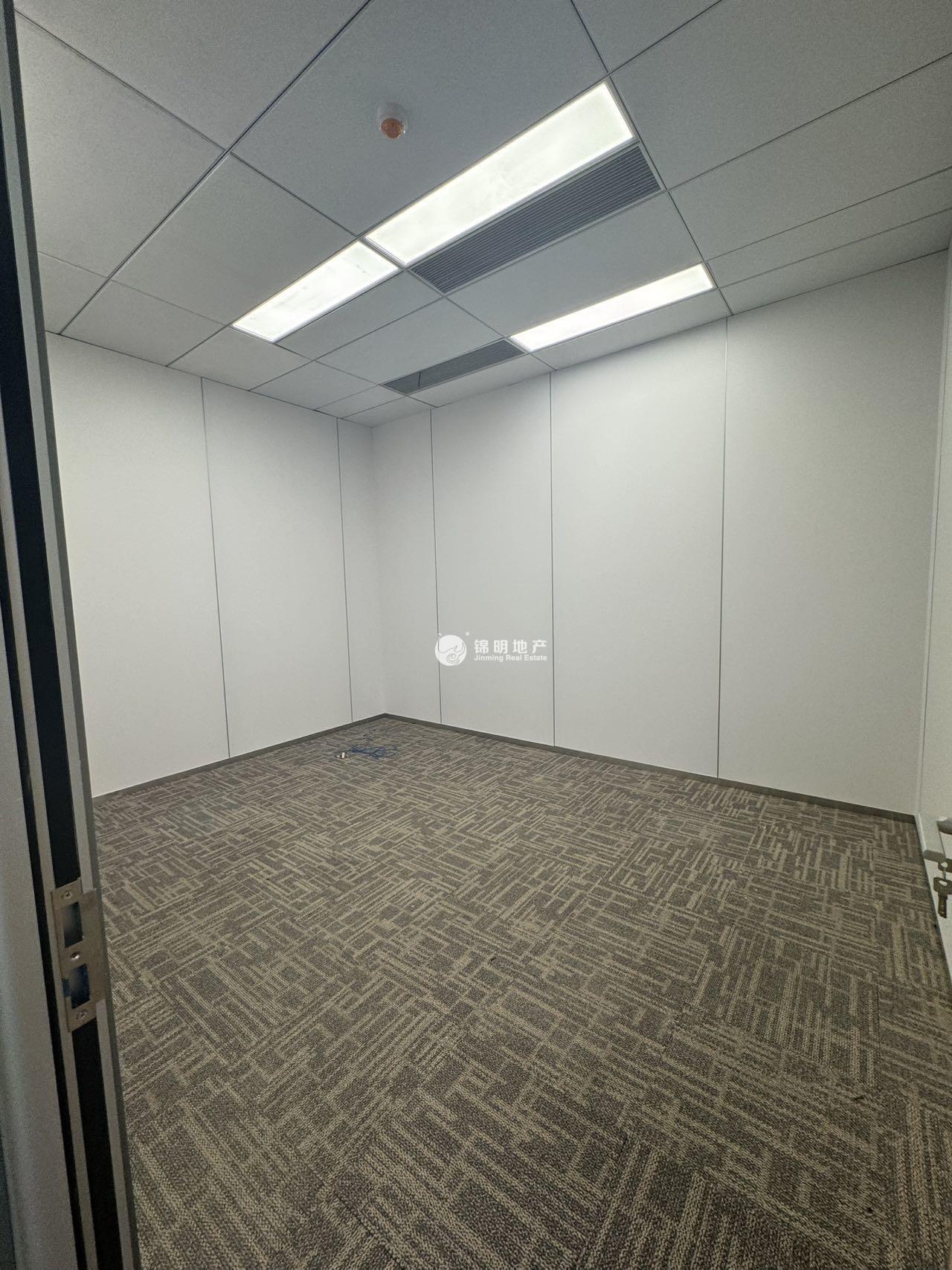 华漕上海富力环球中心248平米写字楼出租