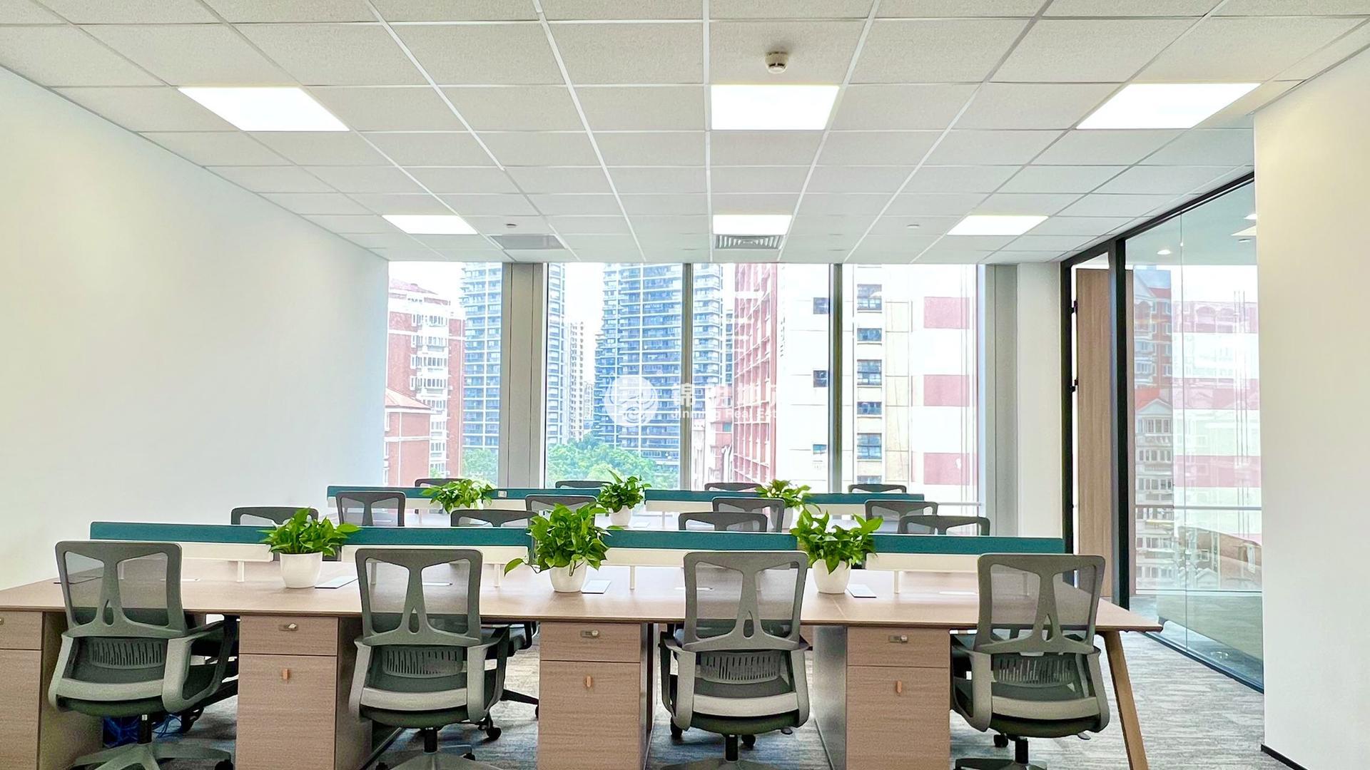 东外滩山金保利金融广场549平米写字楼出租