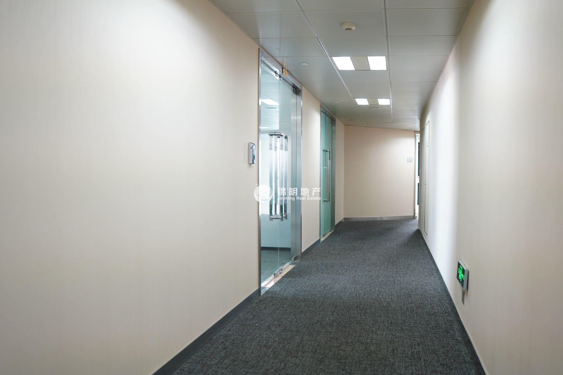 陆家嘴上海证券大厦212平米写字楼出租