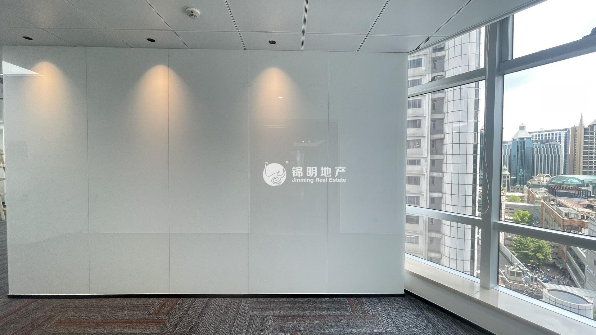 陆家嘴上海证券大厦212平米写字楼出租