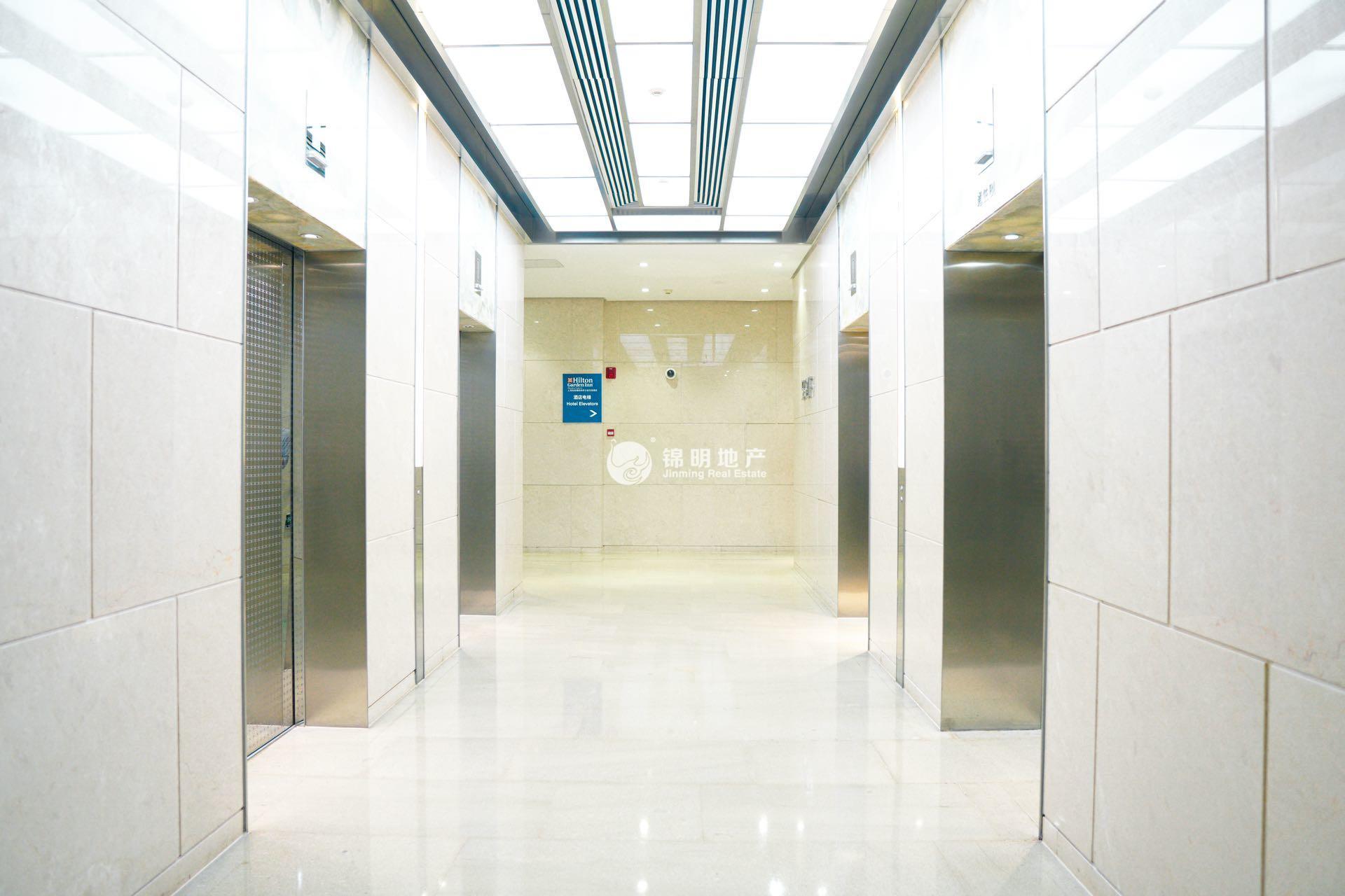 陆家嘴上海证券大厦212平米写字楼出租