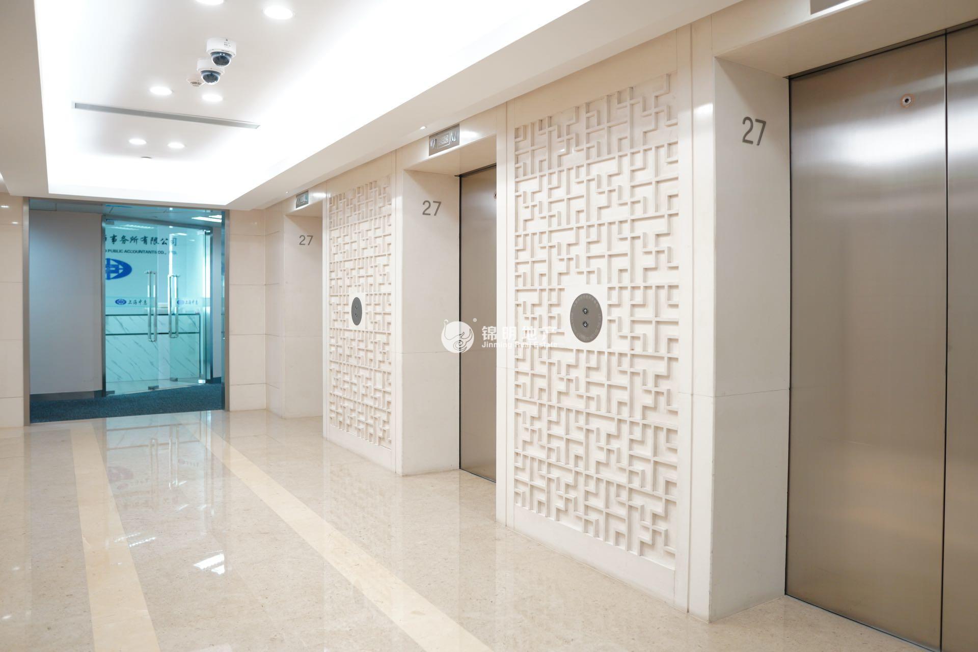 陆家嘴上海证券大厦270平米写字楼出租