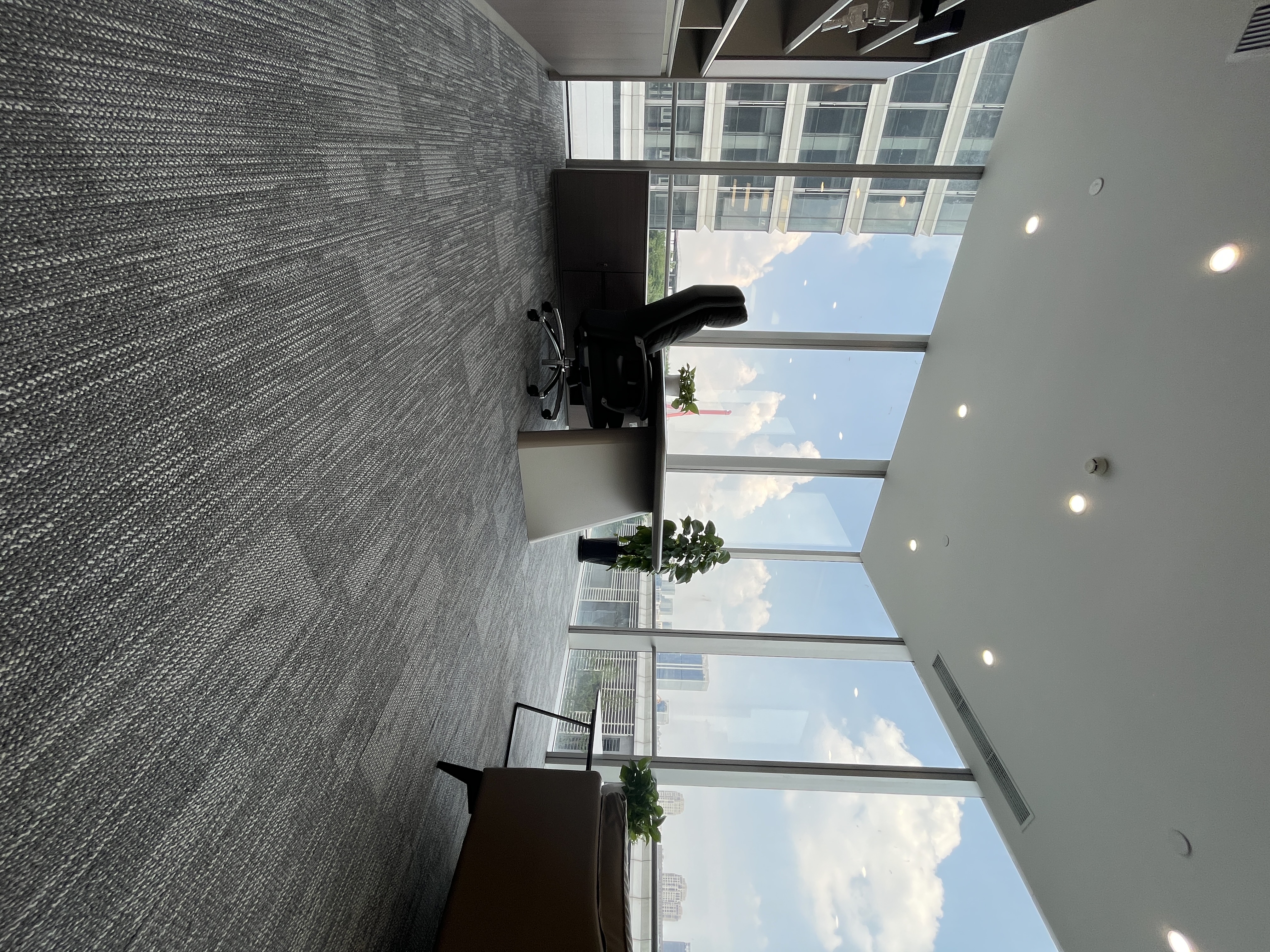 四川北路吉汇大厦306平米写字楼出租