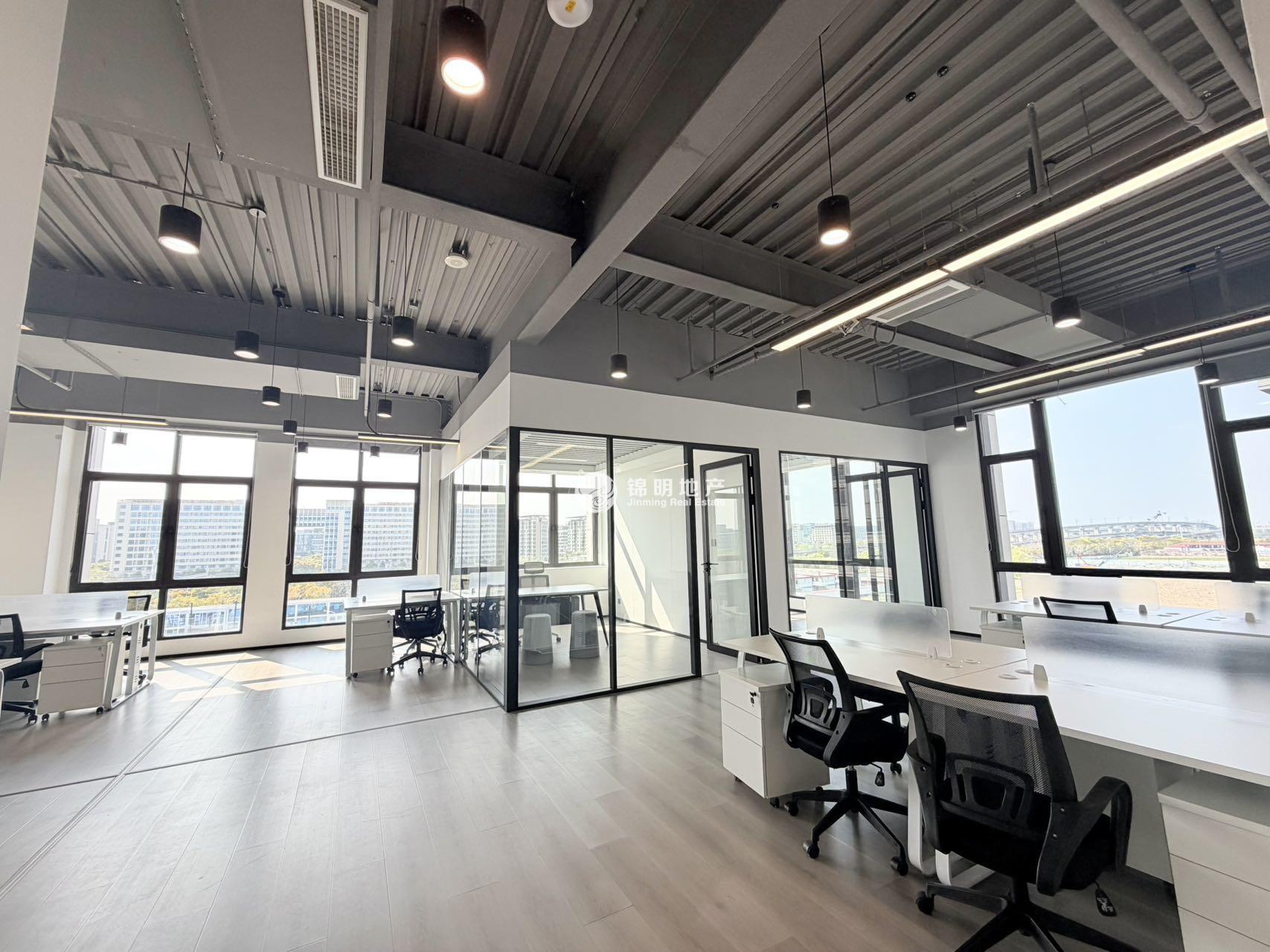 金虹桥长三角电商中心325平米写字楼出租