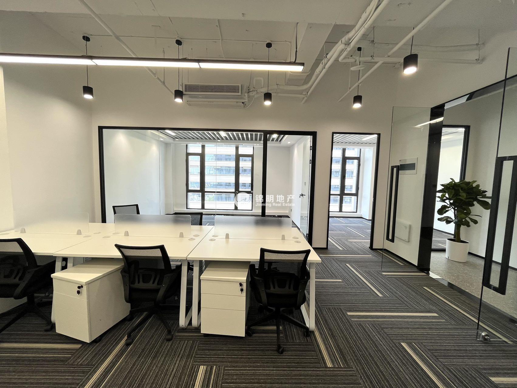 金虹桥长三角电商中心111平米写字楼出租