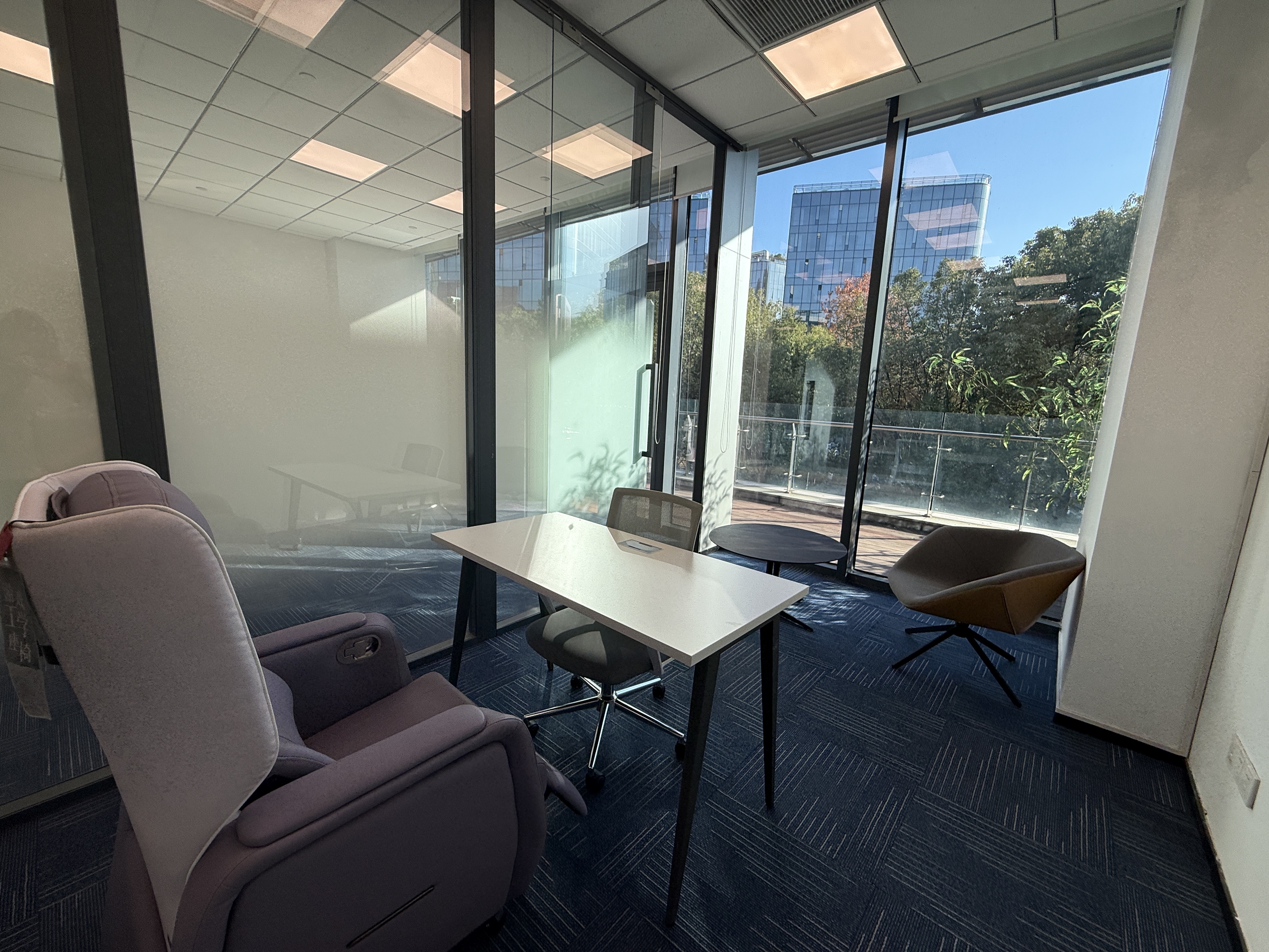 虹桥冠捷大厦276平米写字楼出租