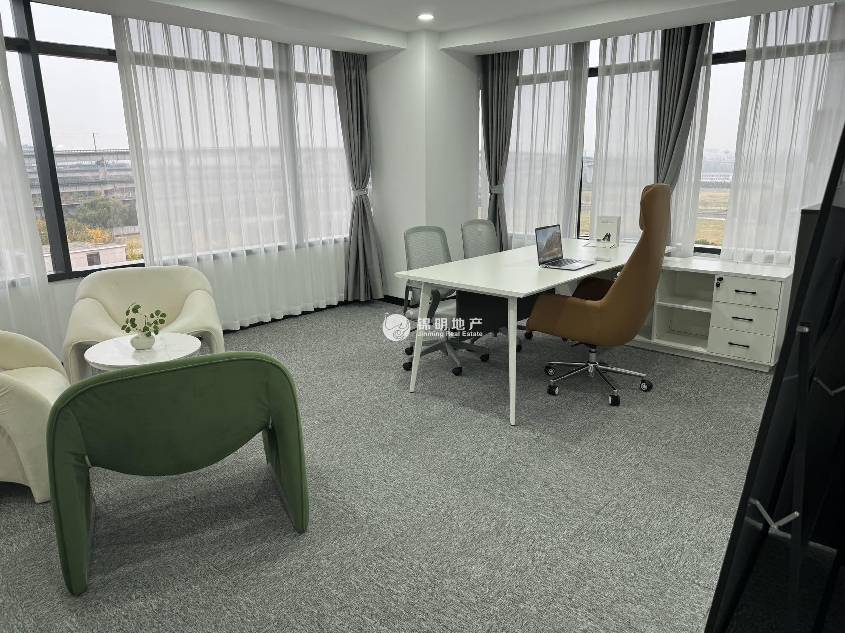 虹桥虹桥国际展汇PortMix150平米写字楼出租