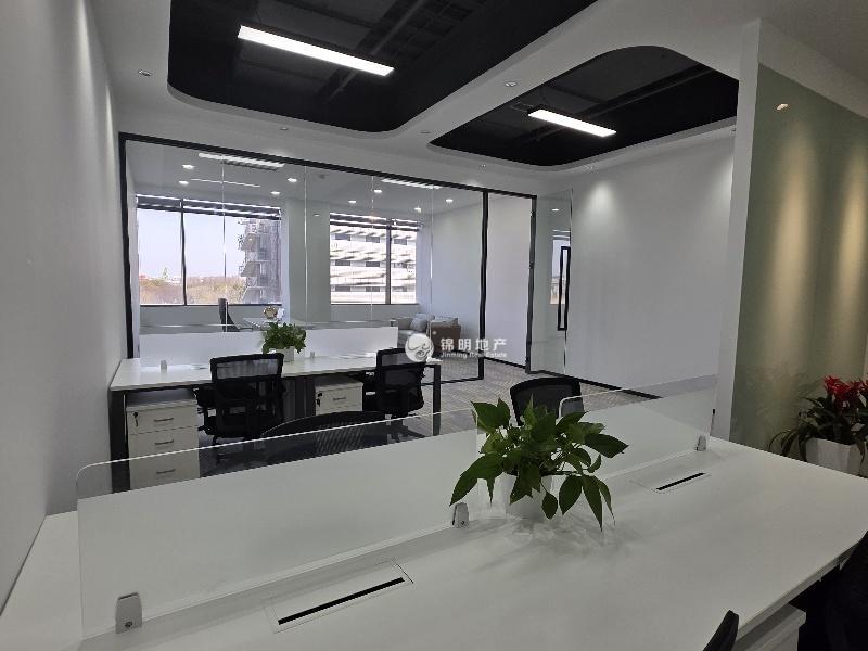 虹桥虹桥国际展汇PortMix115平米写字楼出租