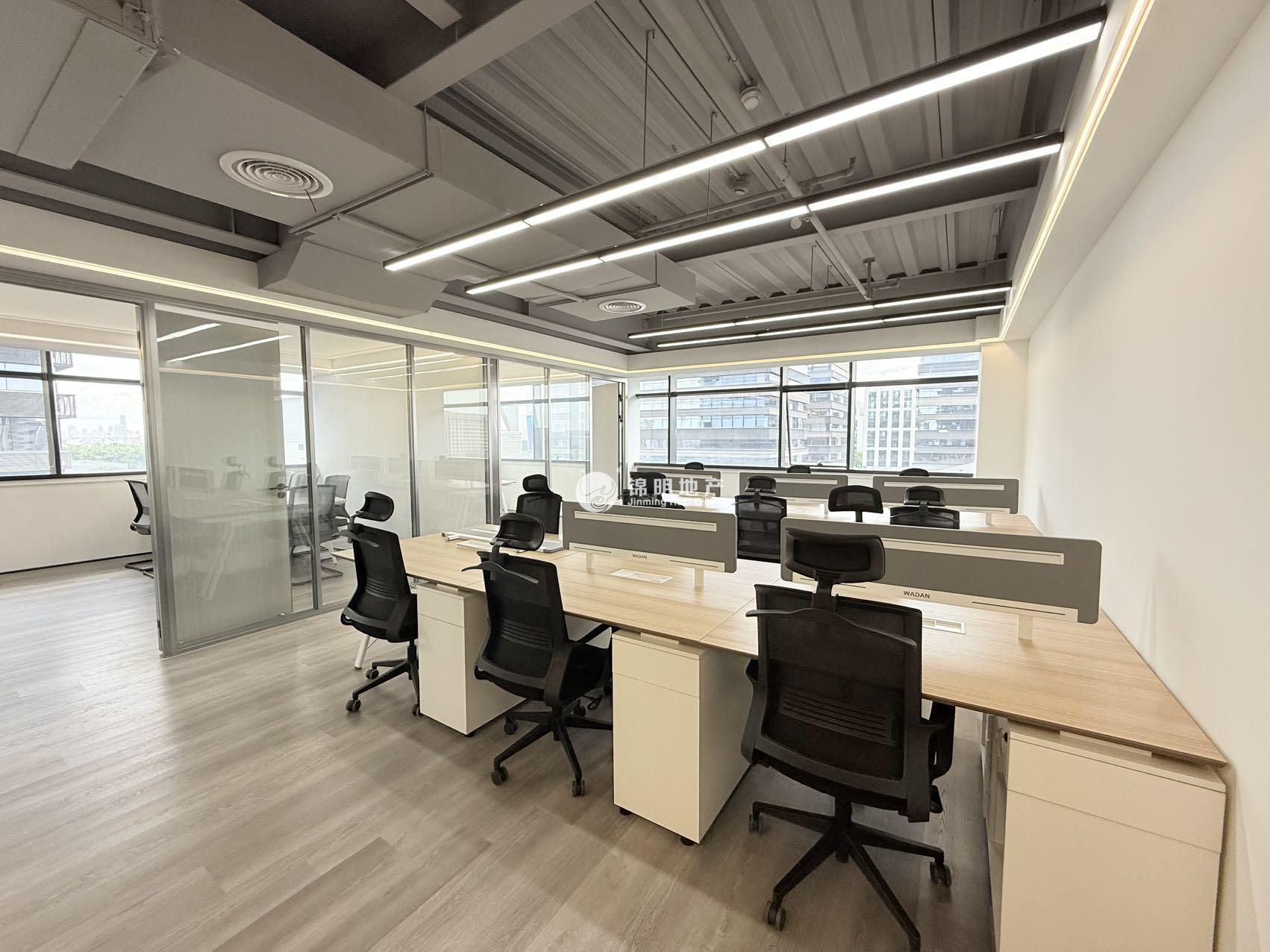 虹桥虹桥国际展汇PortMix225平米写字楼出租