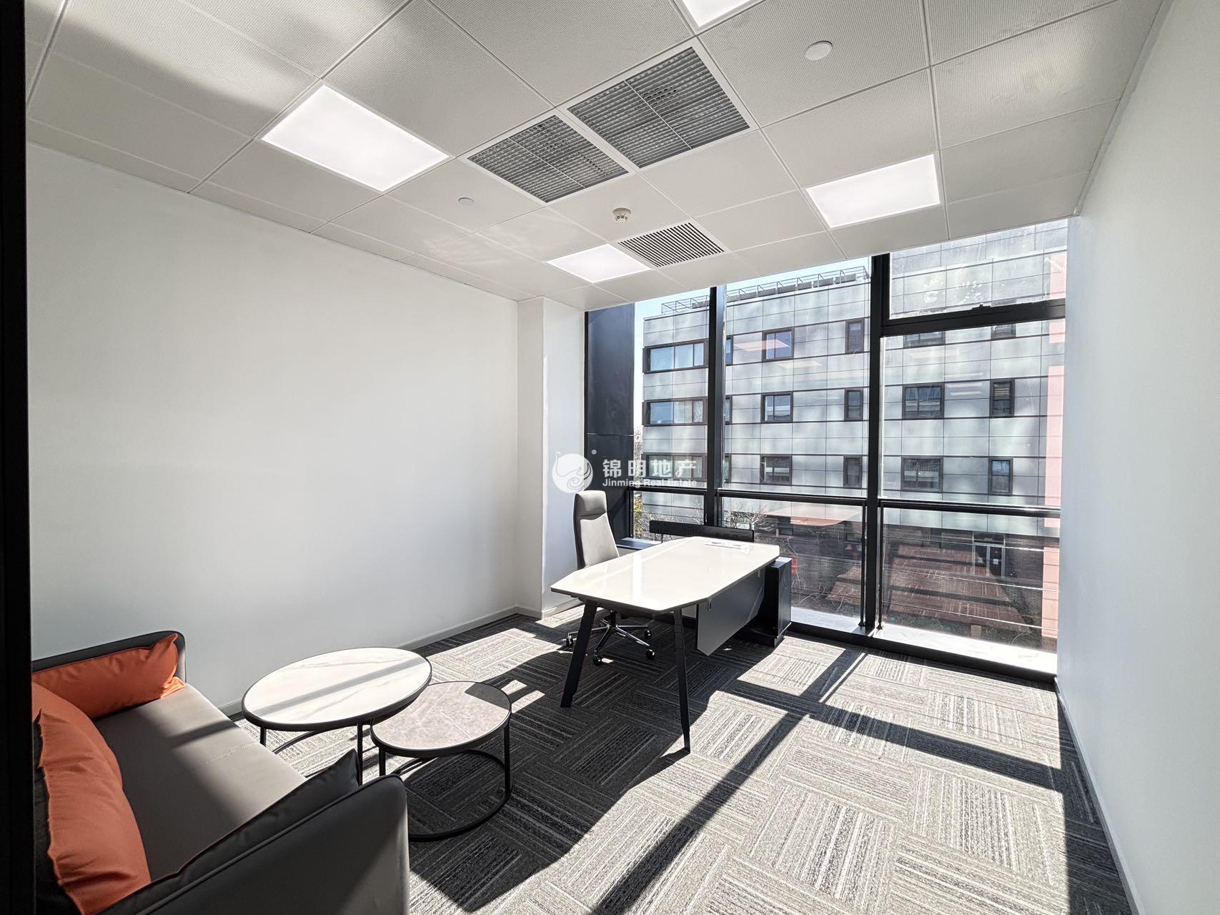 徐泾中建企业天地-西区140平米写字楼出租