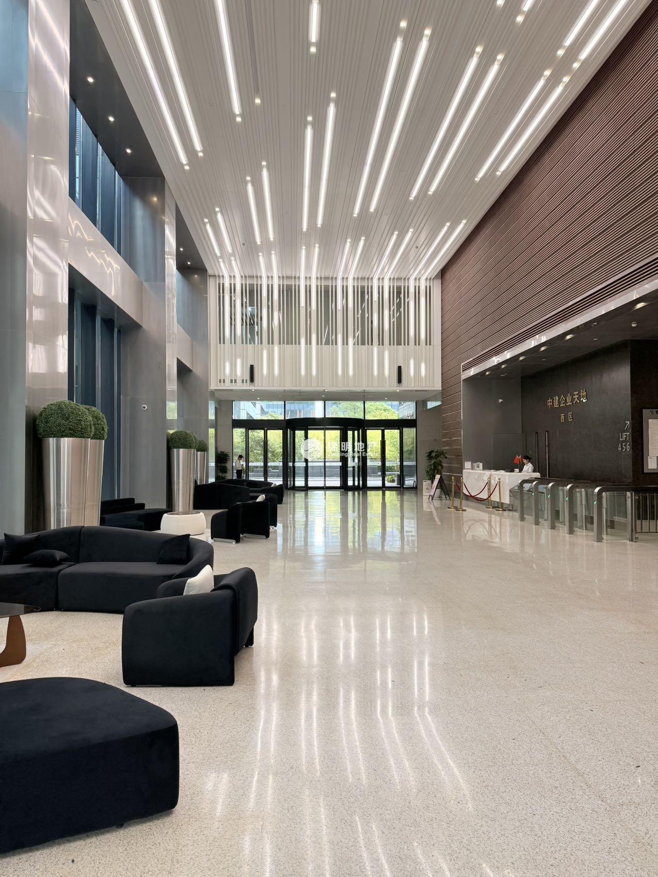 徐泾中建企业天地-西区140平米写字楼出租