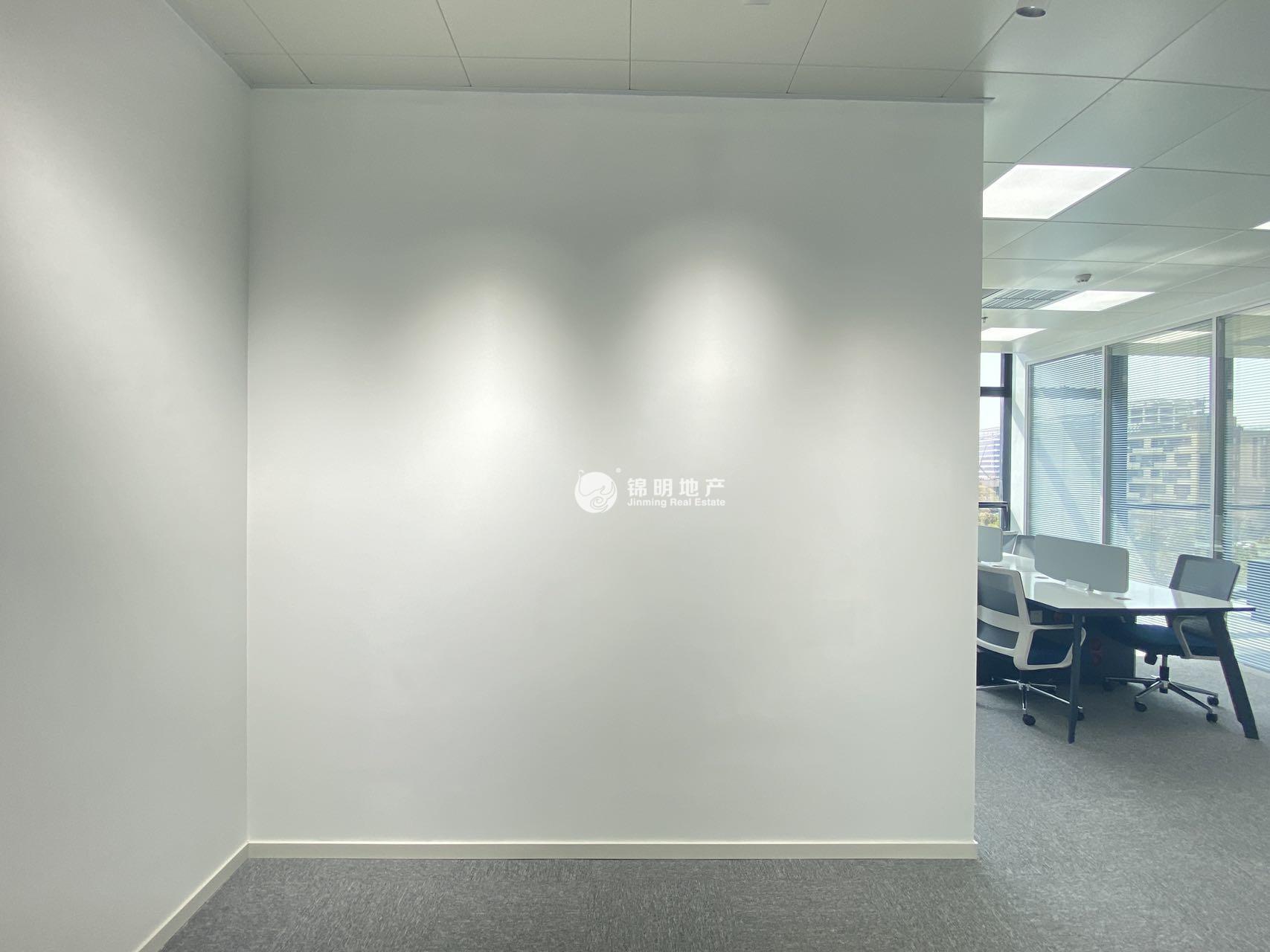 徐泾中建企业天地-西区131平米写字楼出租