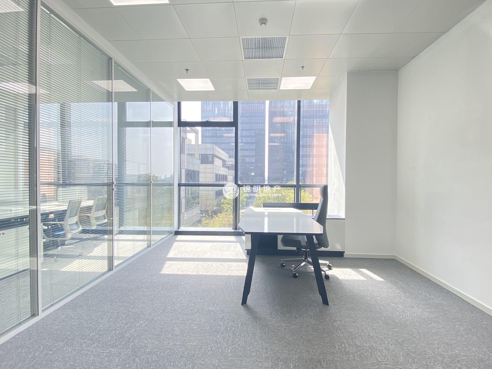 徐泾中建企业天地-西区131平米写字楼出租