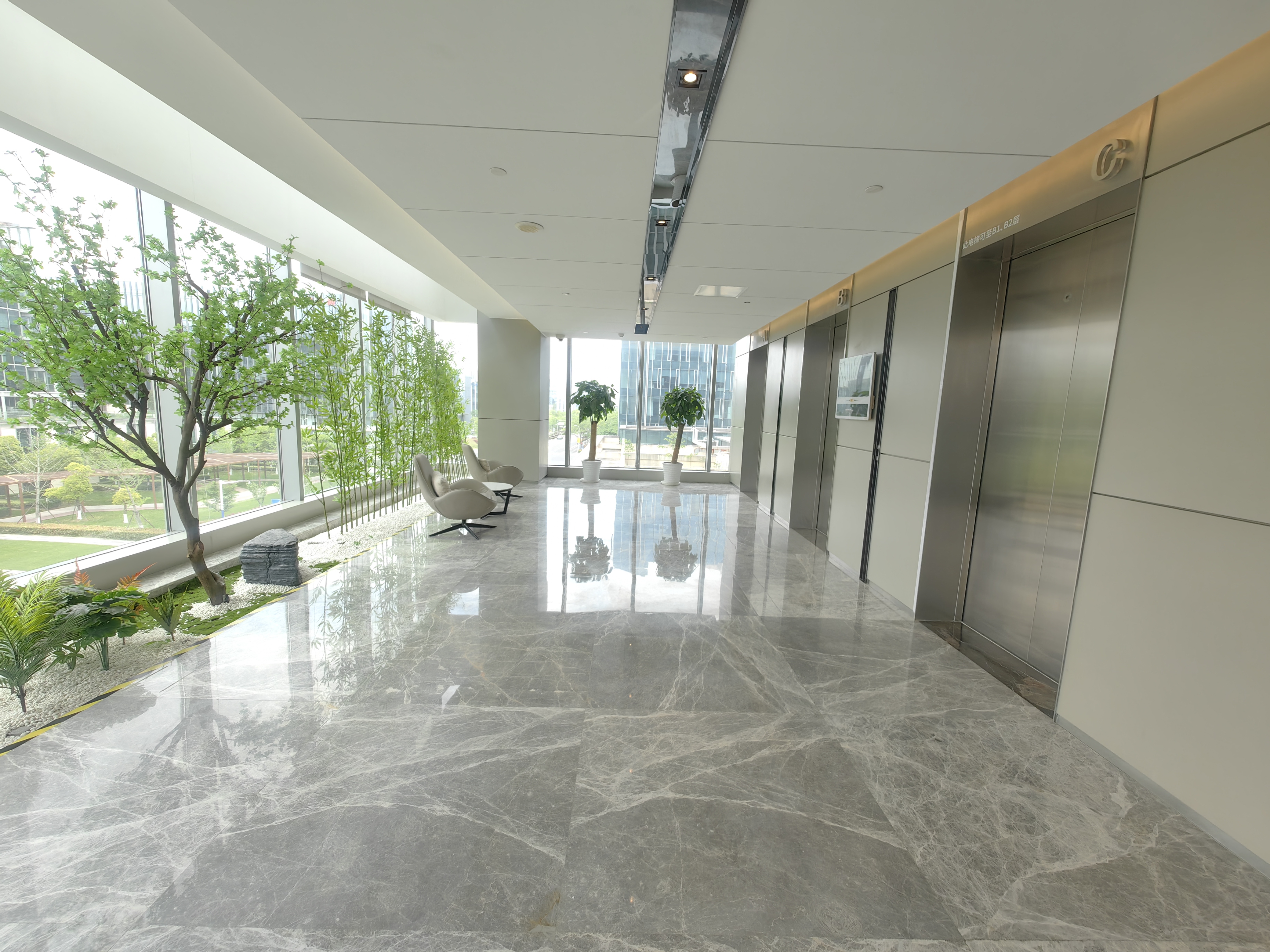 华漕虹桥富力中心429平米写字楼出租