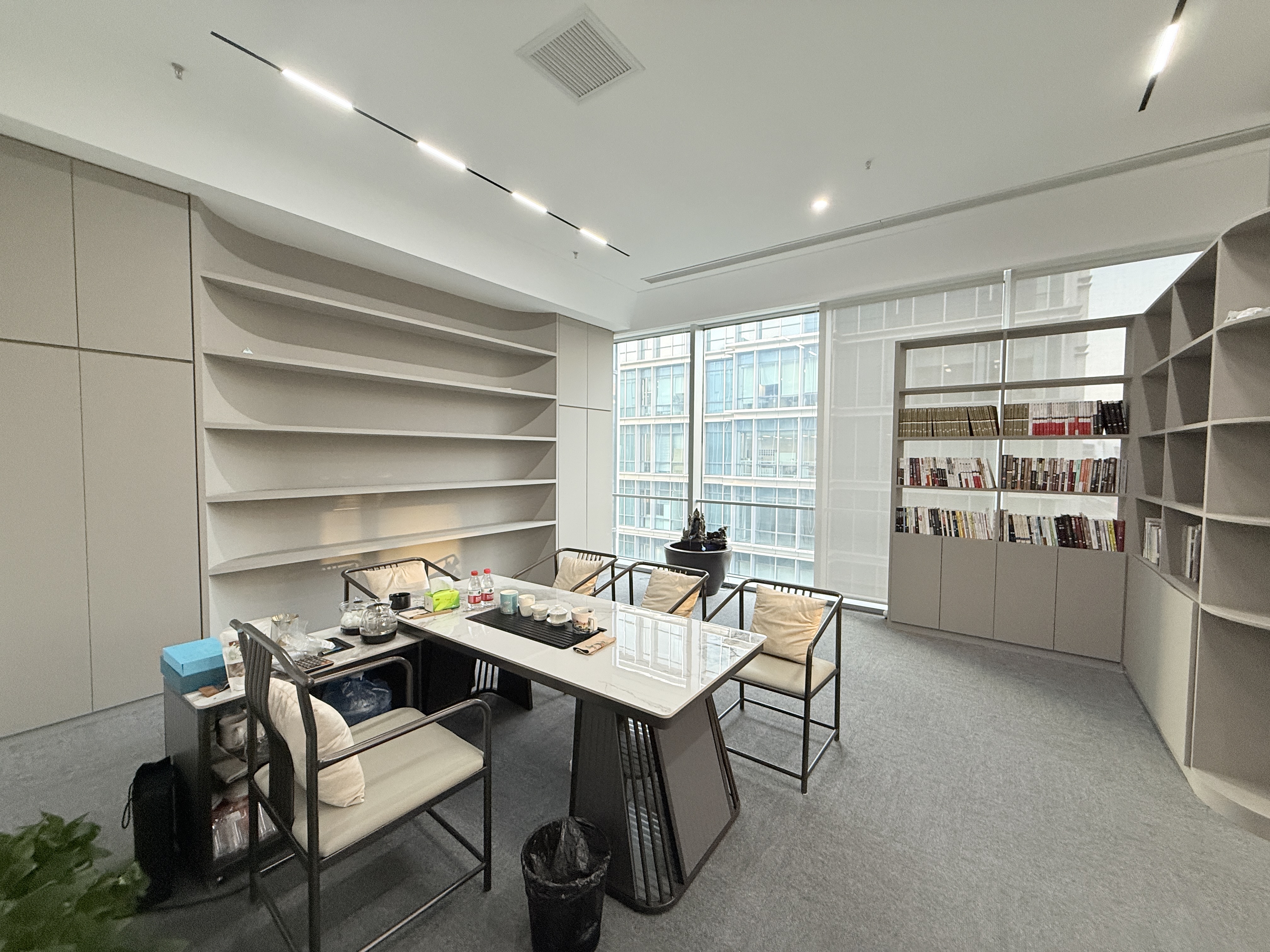 华漕上海富力环球中心650平米写字楼出租