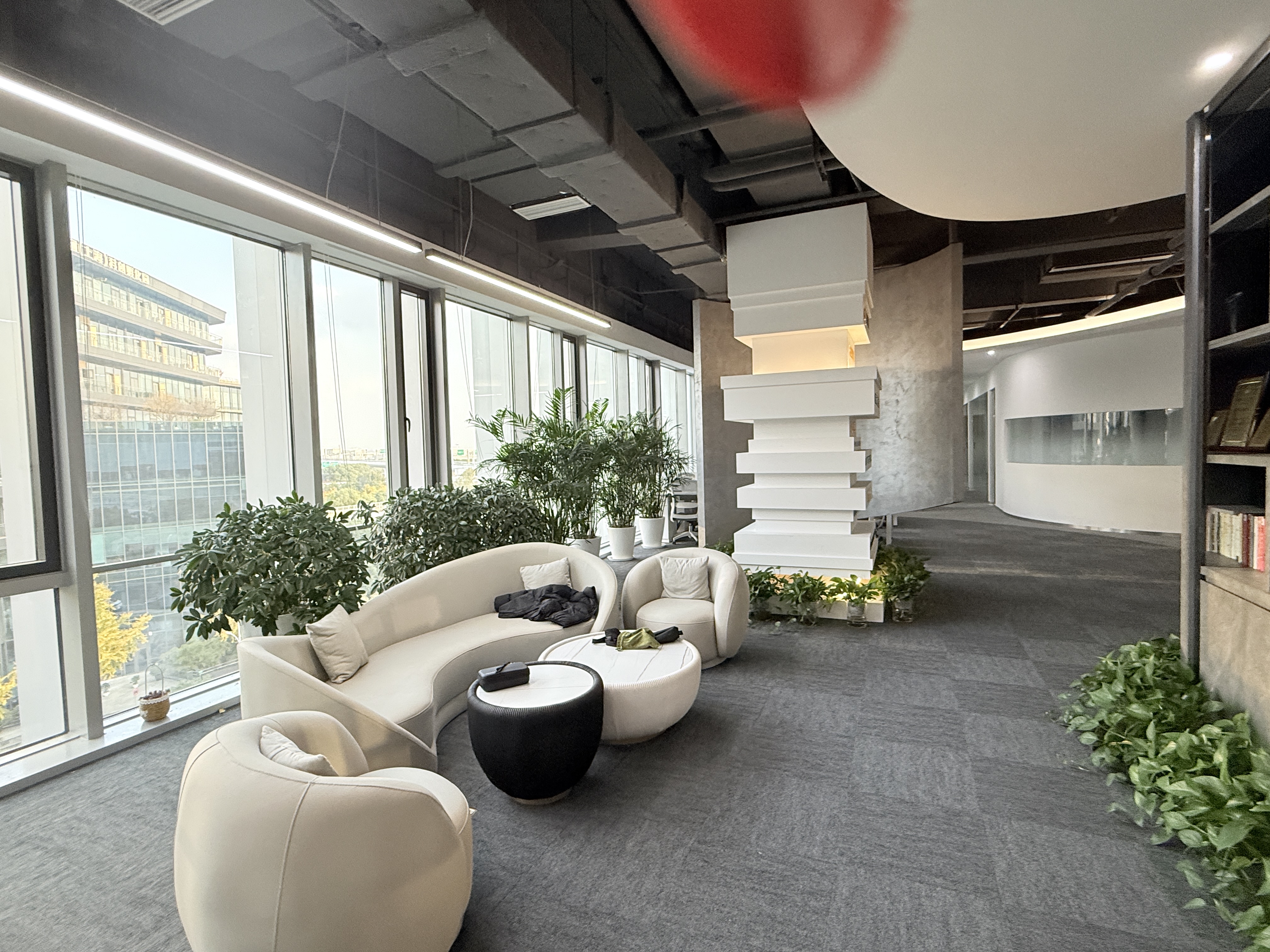 华漕上海富力环球中心650平米写字楼出租