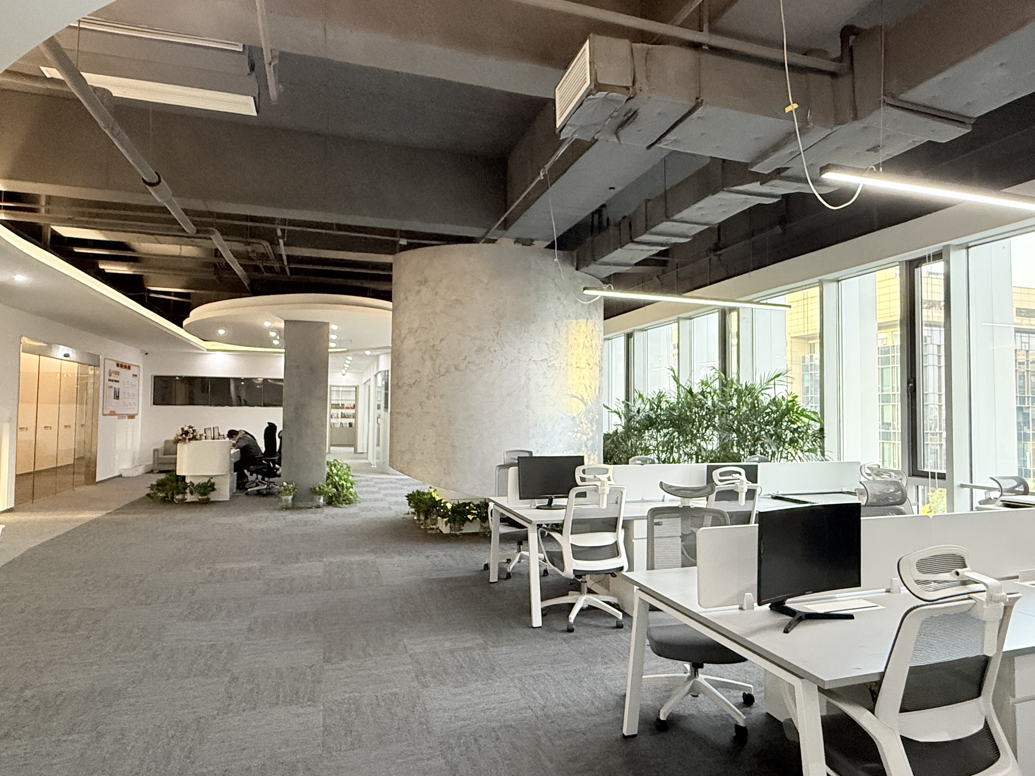 华漕上海富力环球中心650平米写字楼出租