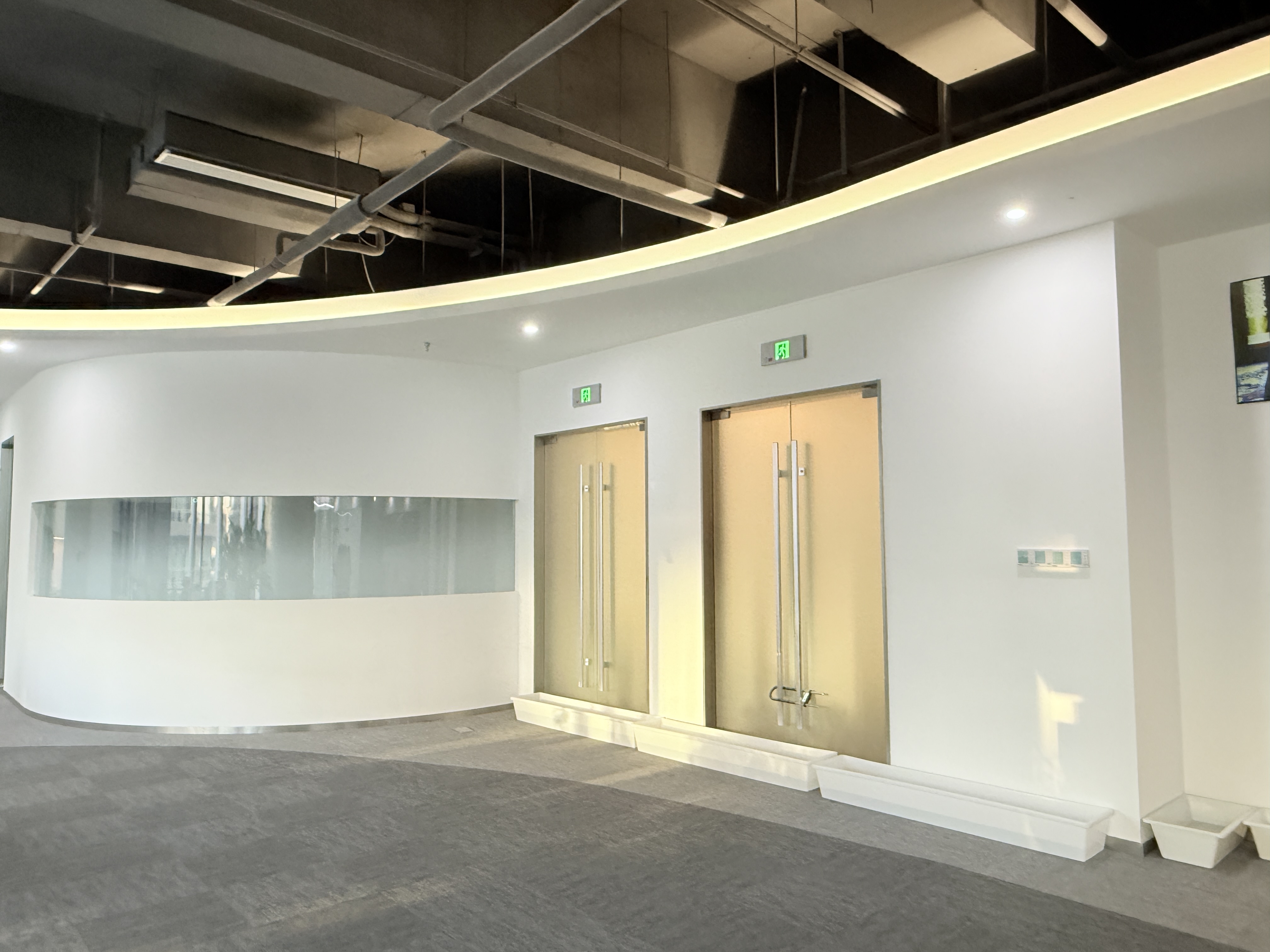 华漕上海富力环球中心650平米写字楼出租