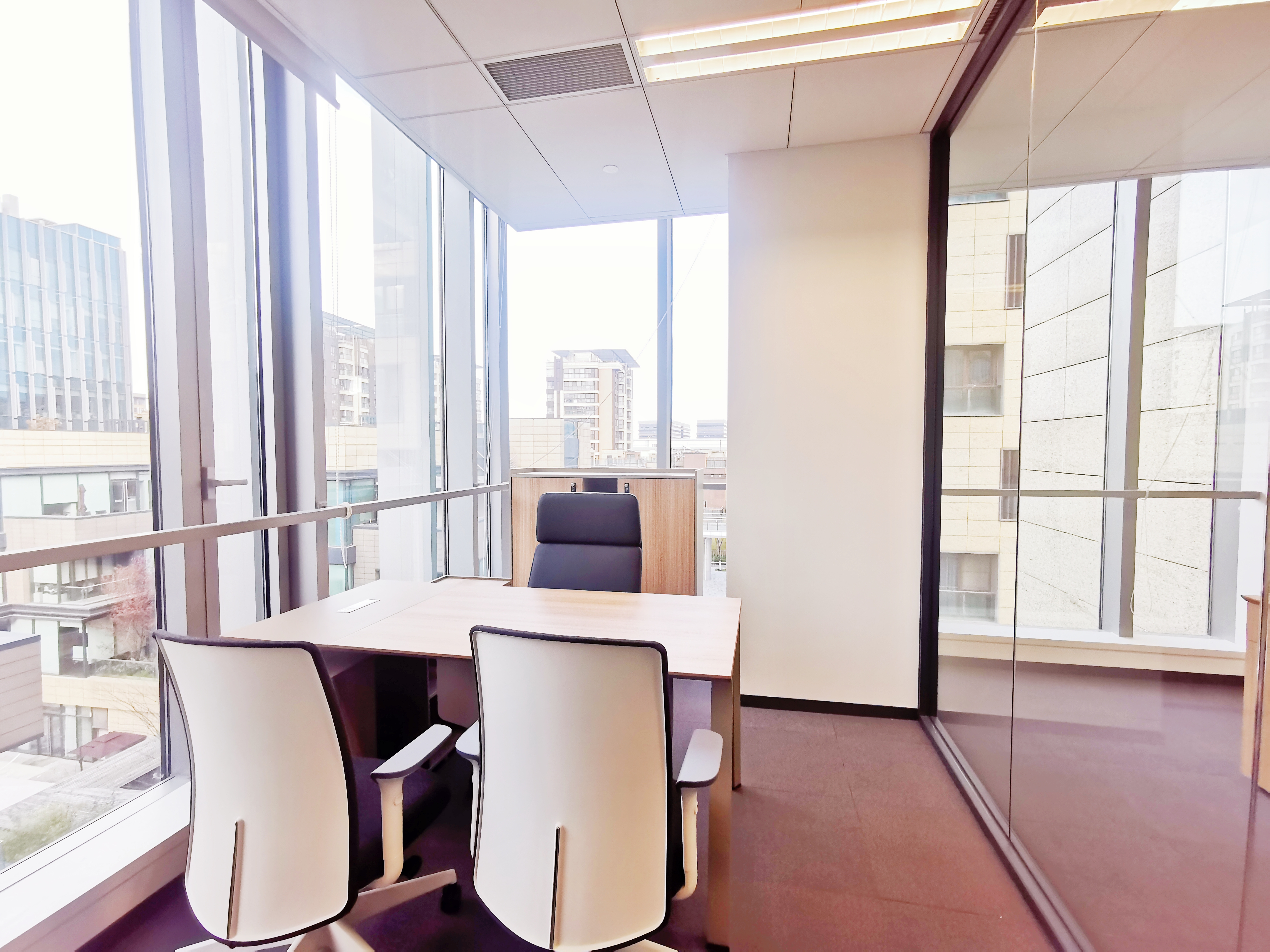 华漕上海富力环球中心100平米写字楼出租